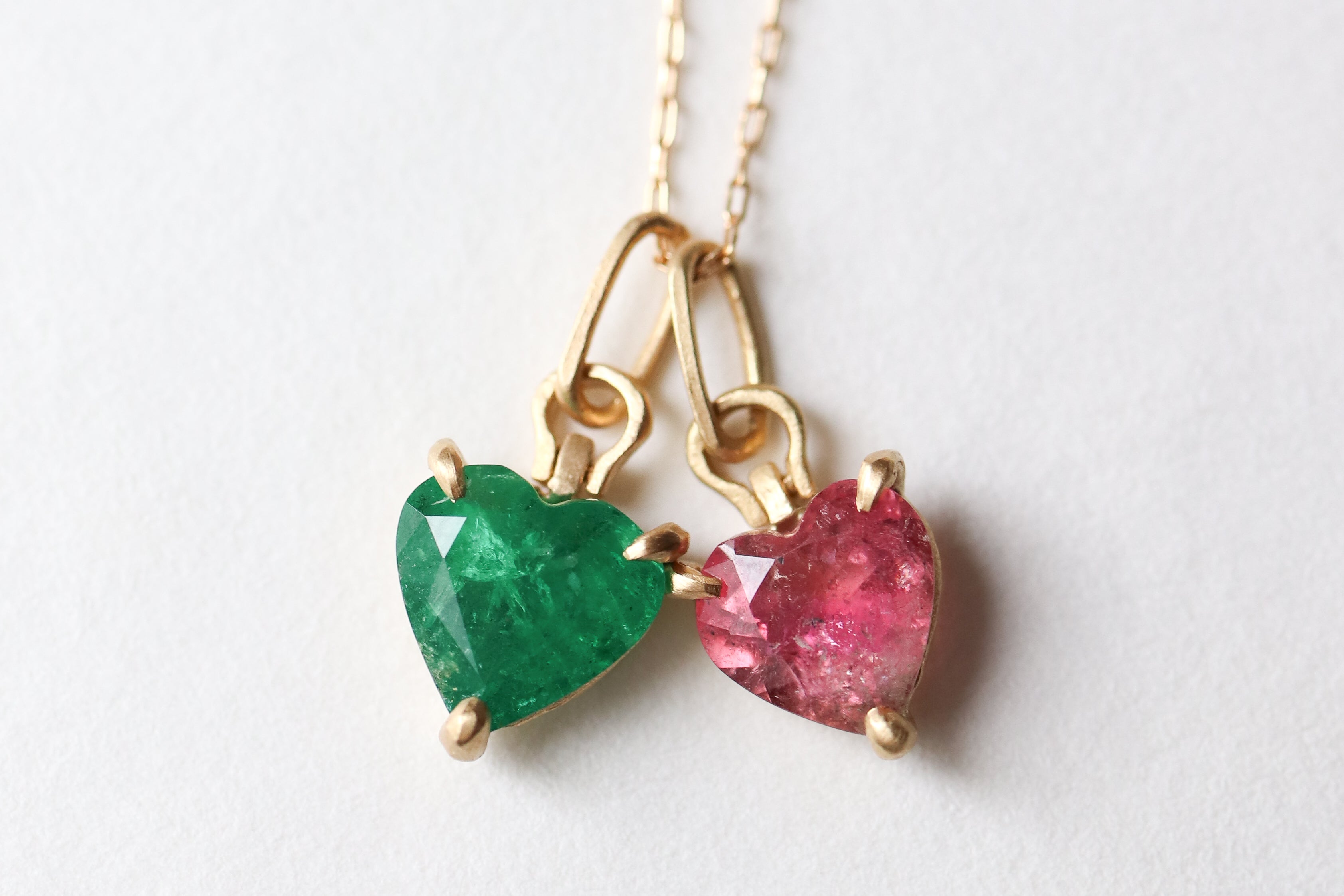 INSTALIVE “Fancy Fair & Necklace Top”