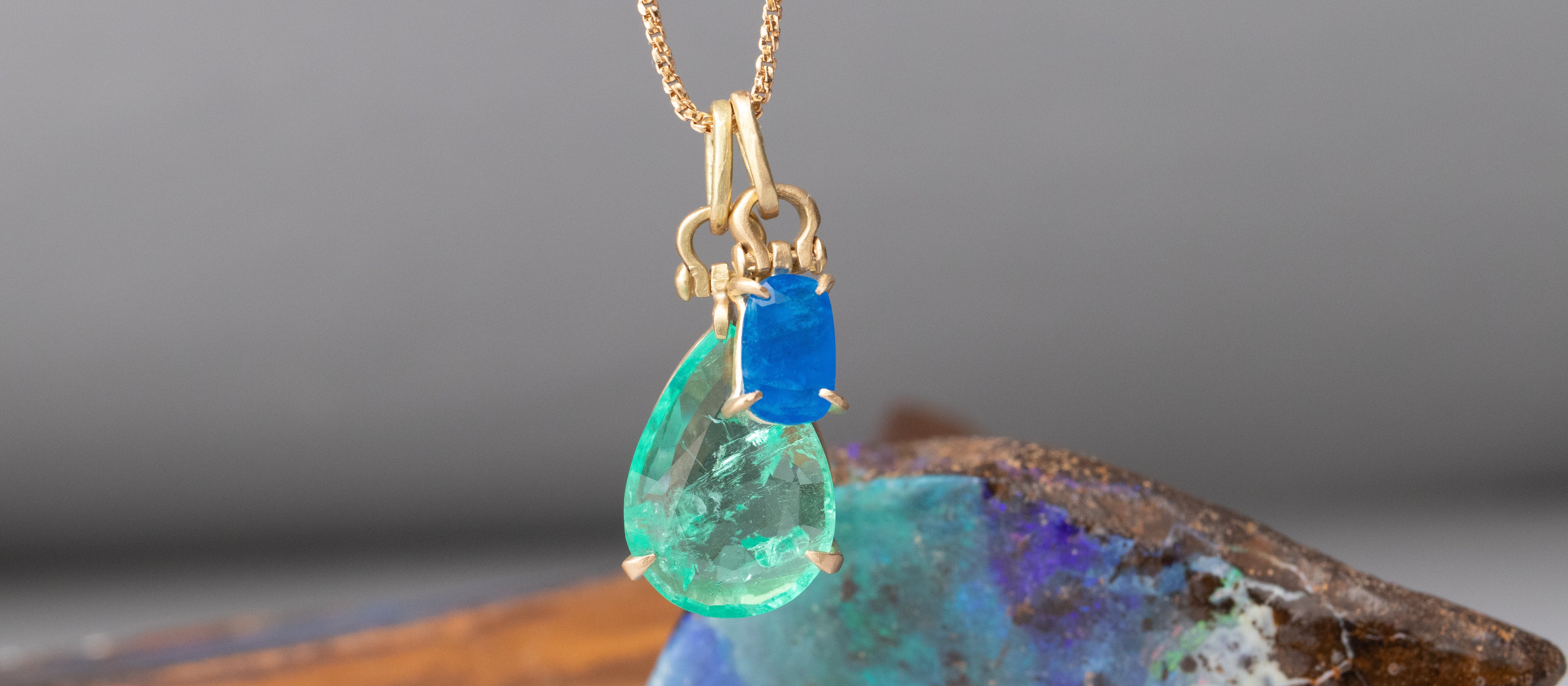 HorseShoe Necklace Top