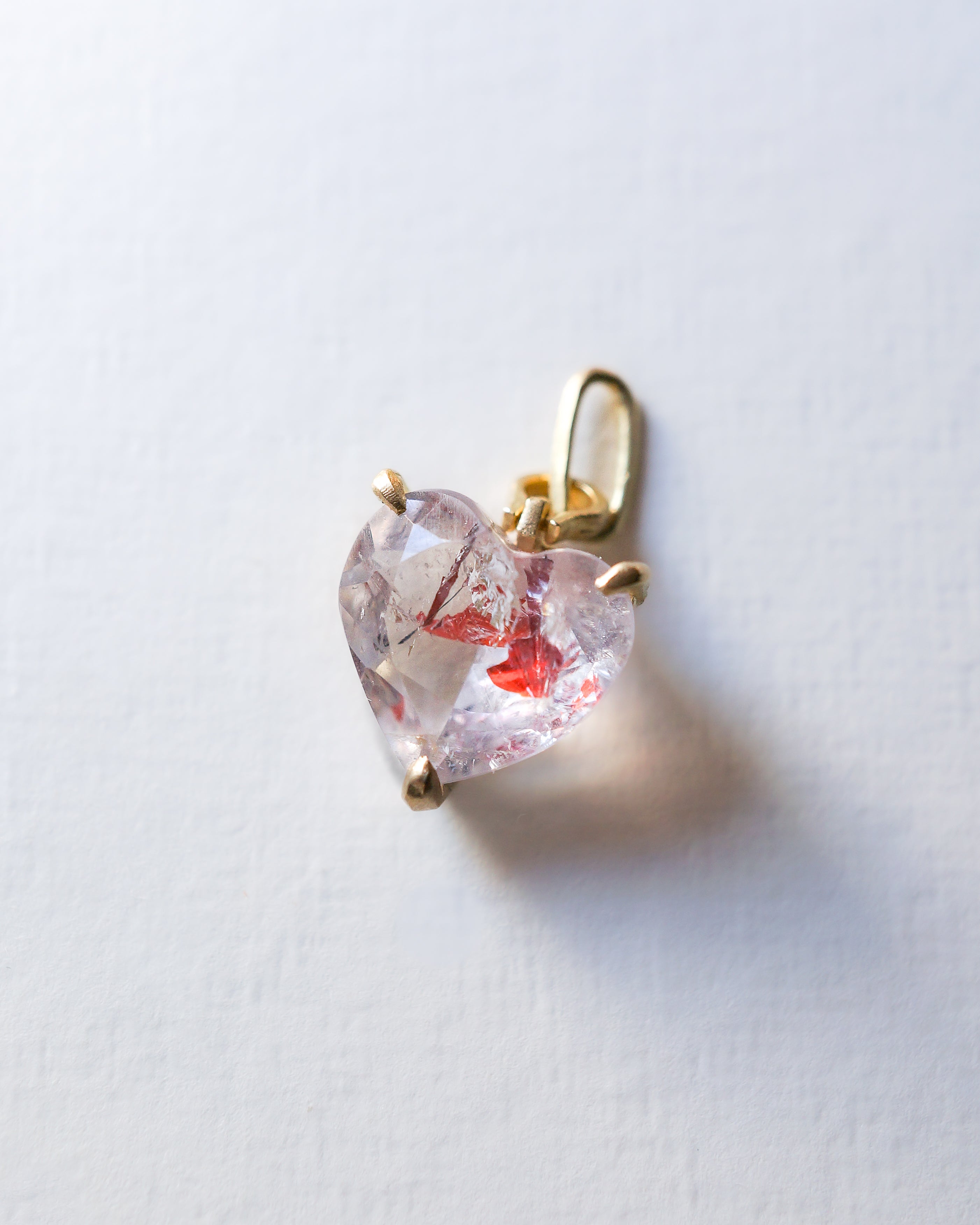 HorseShoe prong Necklace - Strawberry Quartz -