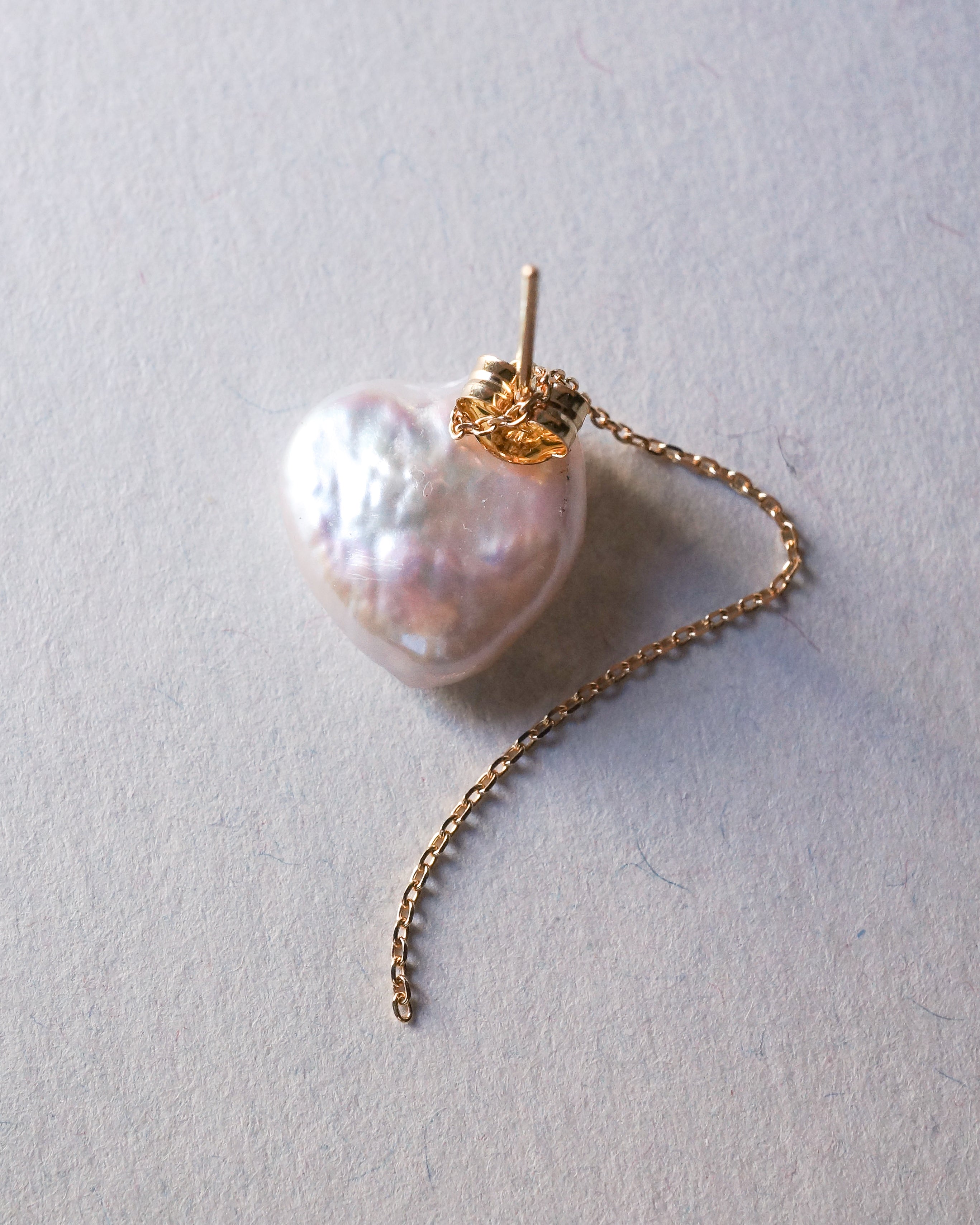 Flat Pierced Earring - Pearl -