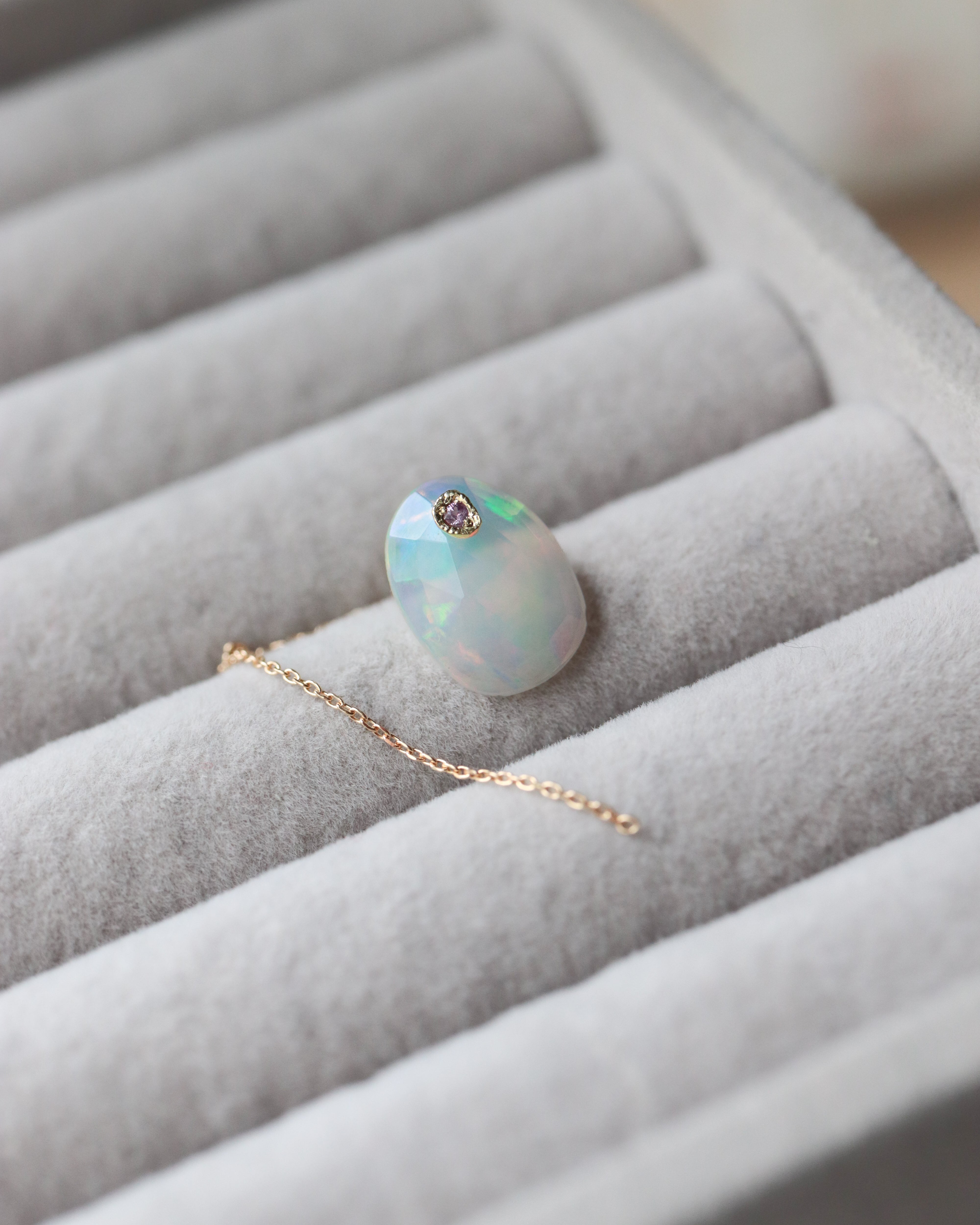 Flat Pierced Earring - Opal -