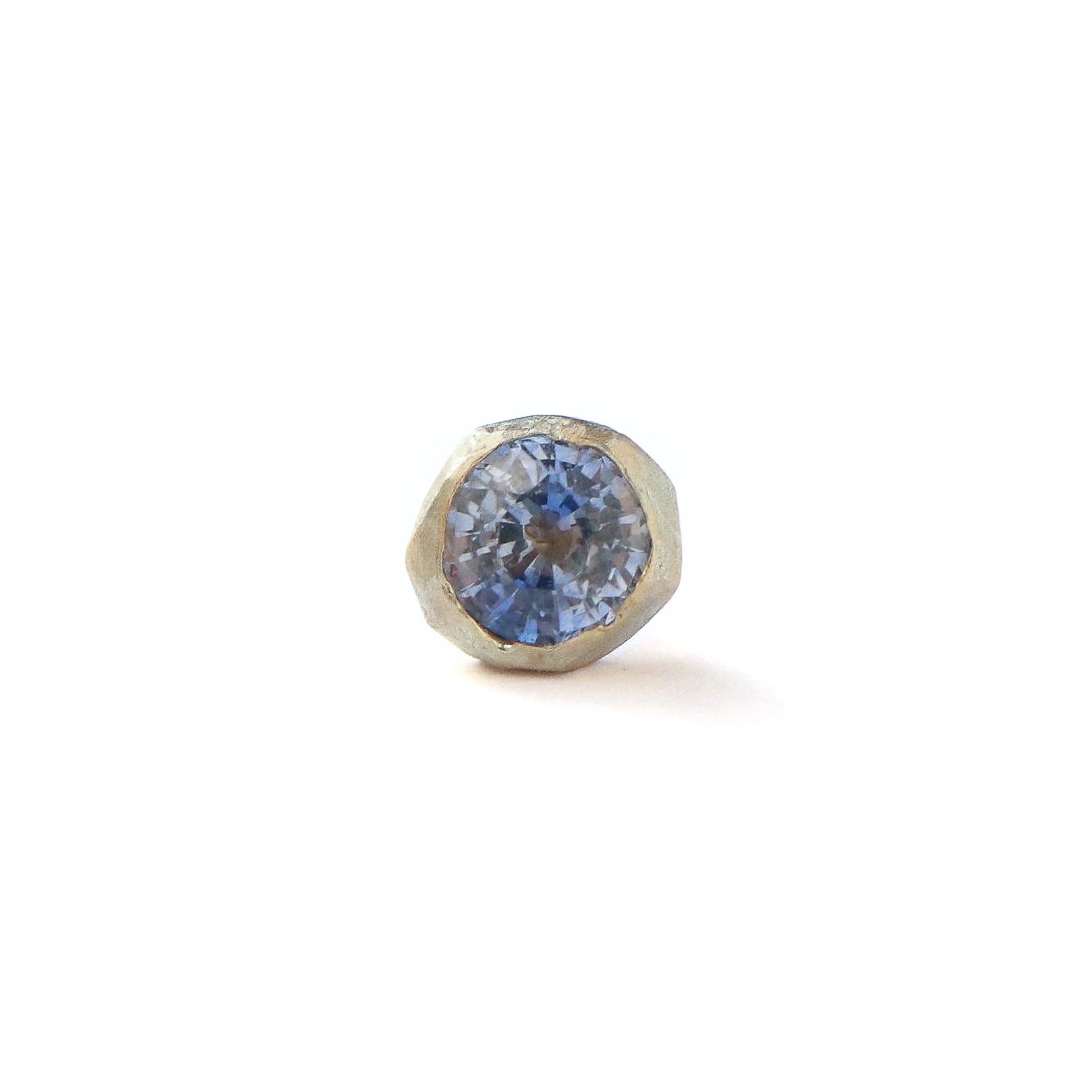 Rough collet Pierced Earring - Sapphire -