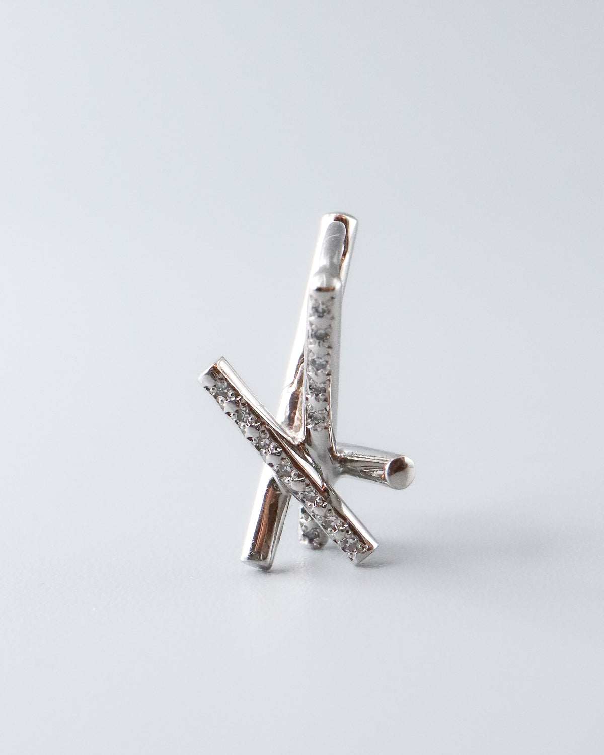 Asterism Pierced Earring - Pt900 / Diamond -