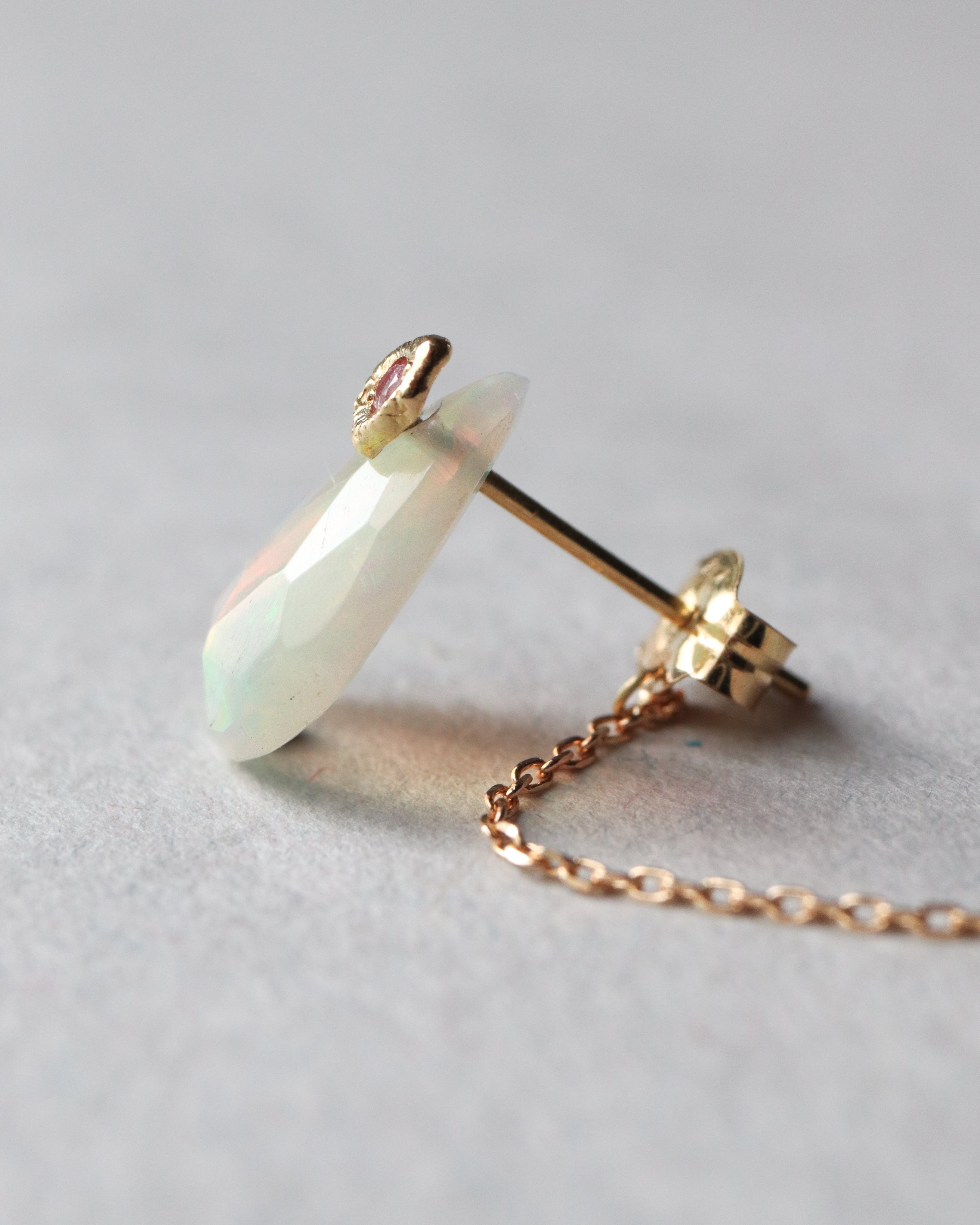 Flat Pierced Earring - Opal -