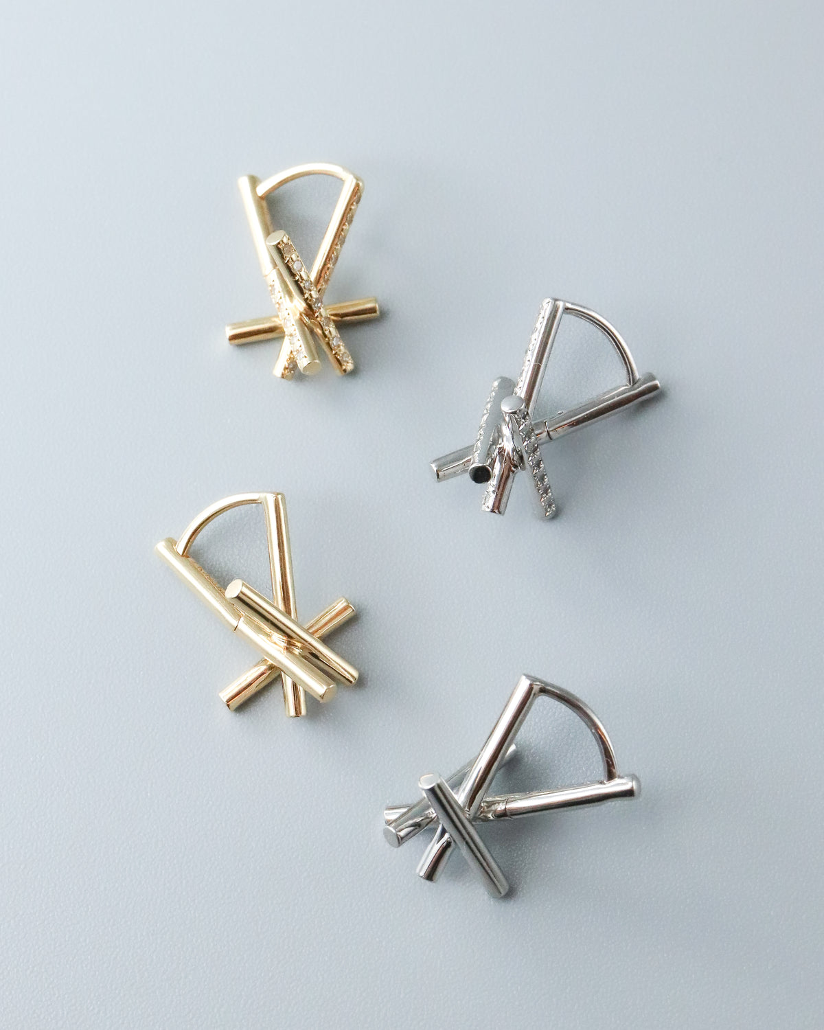 Asterism Pierced Earring - Pt900 -