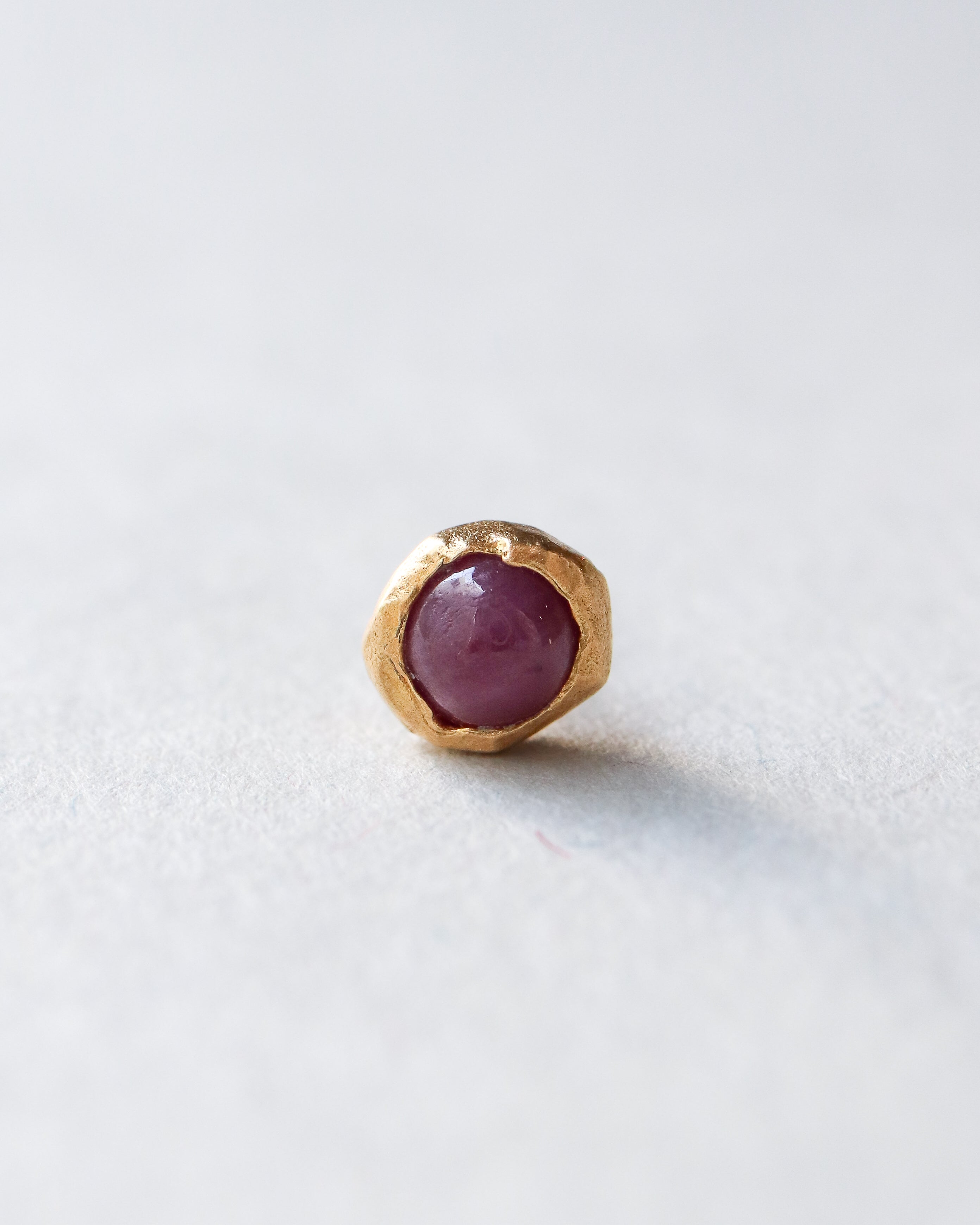 Rough collet Pierced Earring - Ruby -