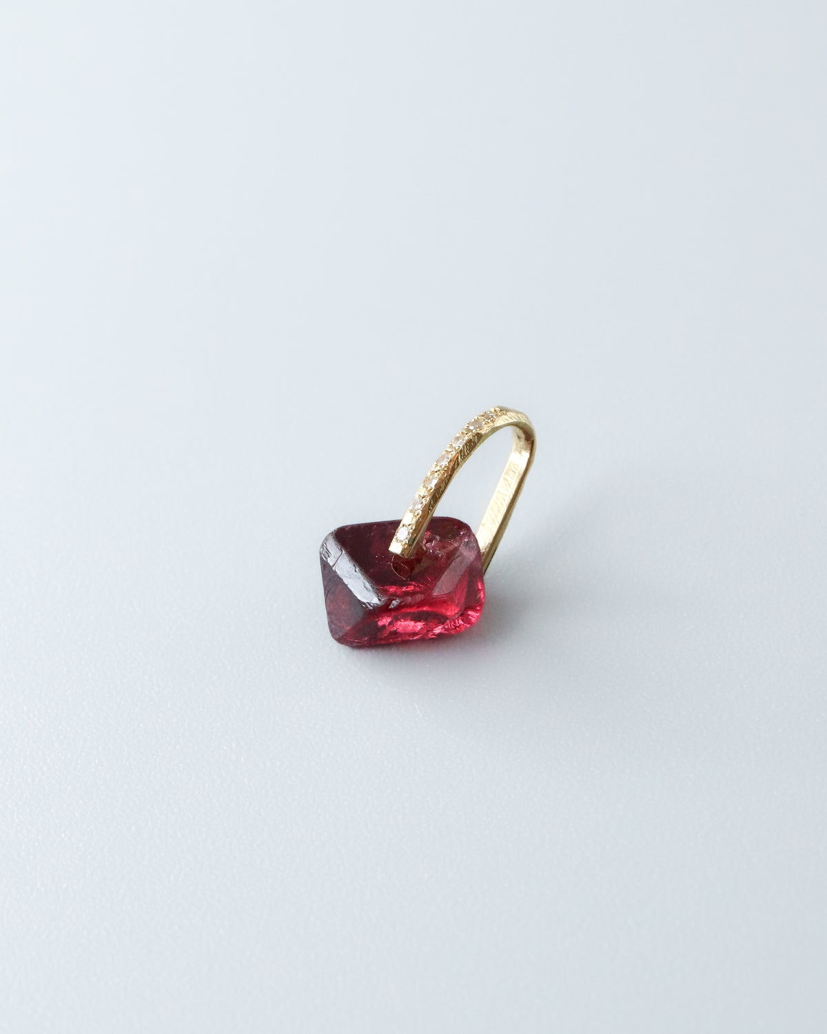 Hibiki Stone Necklace - Spinel -