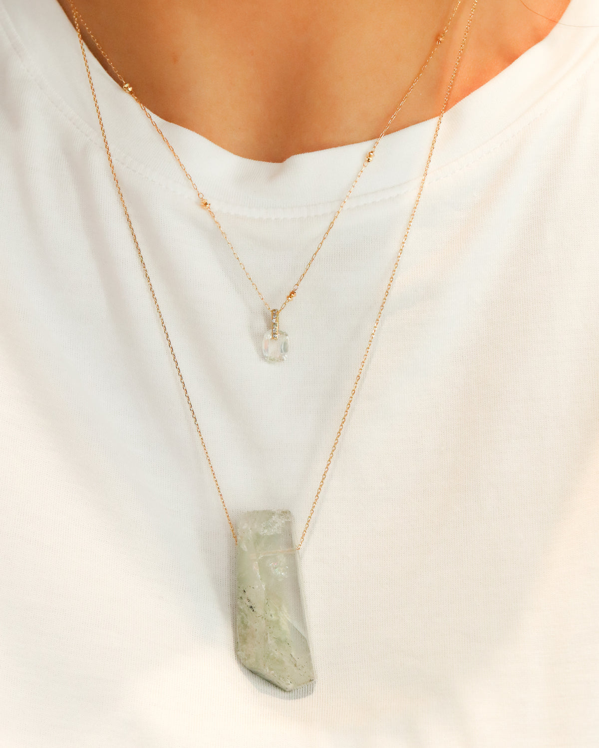 Hibiki Stone Necklace - Rainbow Moon Stone -