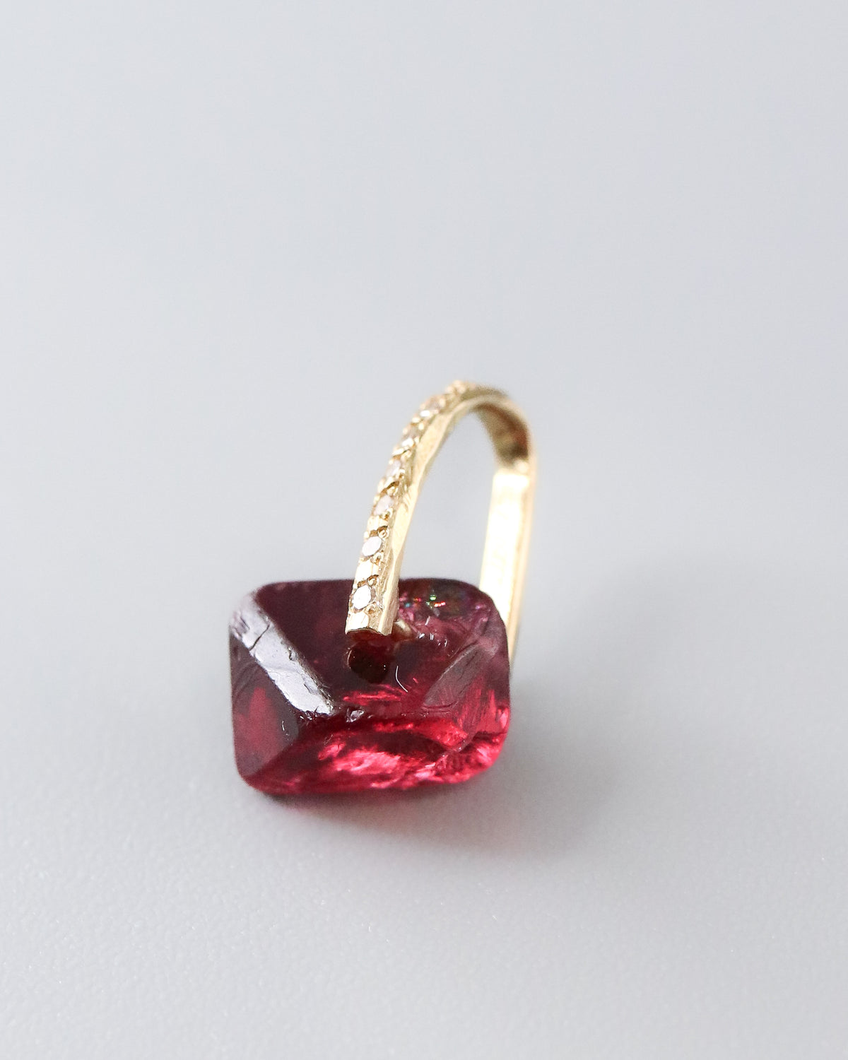 Hibiki Stone Necklace - Spinel -