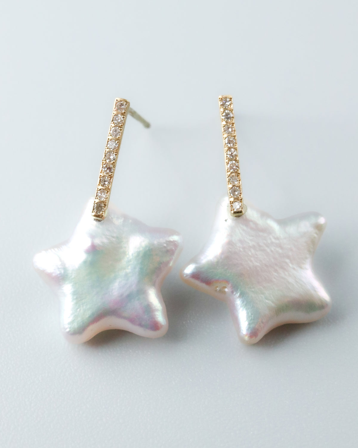 Hibiki Stone Pierced Earring - Pearl / Diamond -