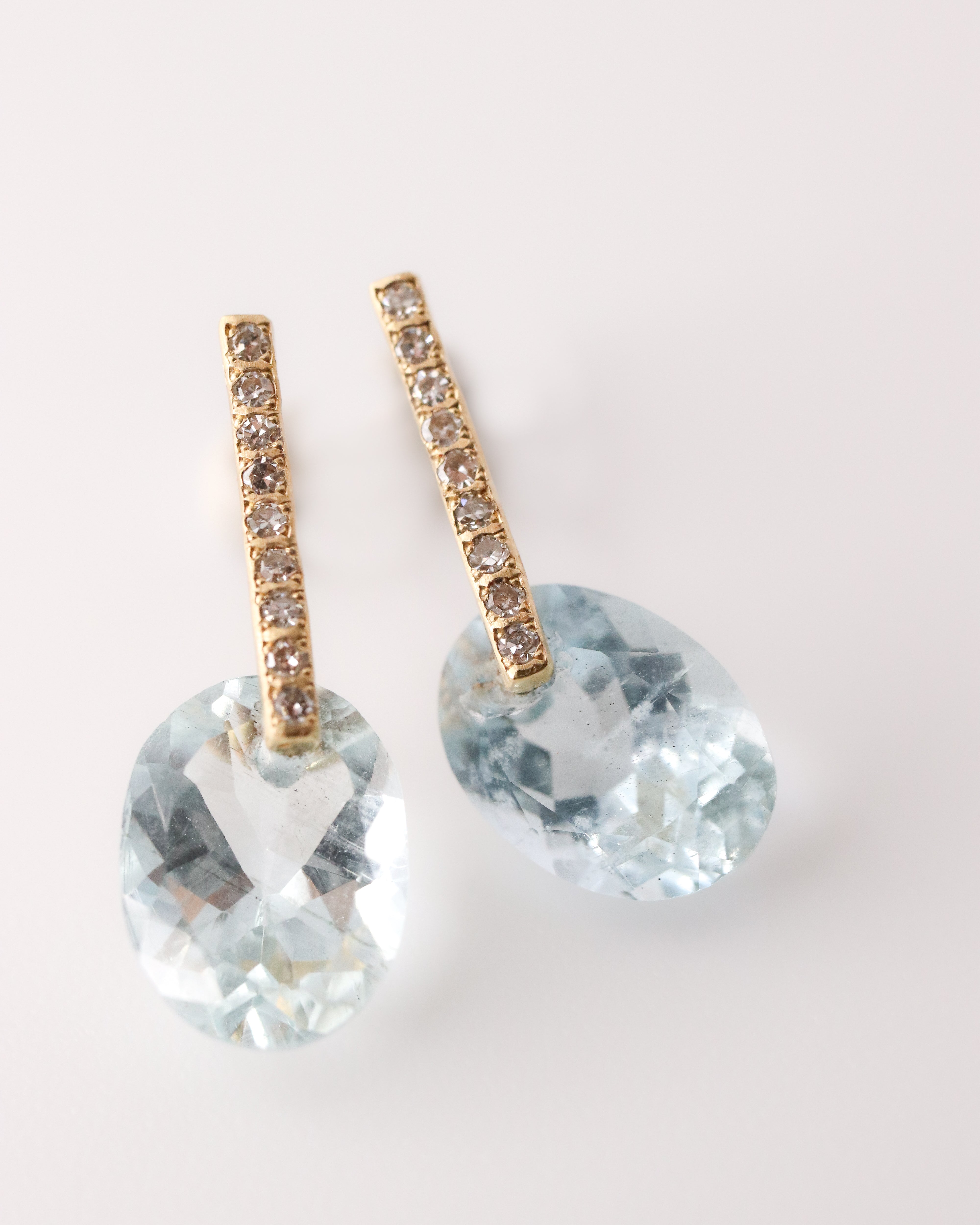 Hibiki Stone Pierced Earring - Aquamarine / Diamond -
