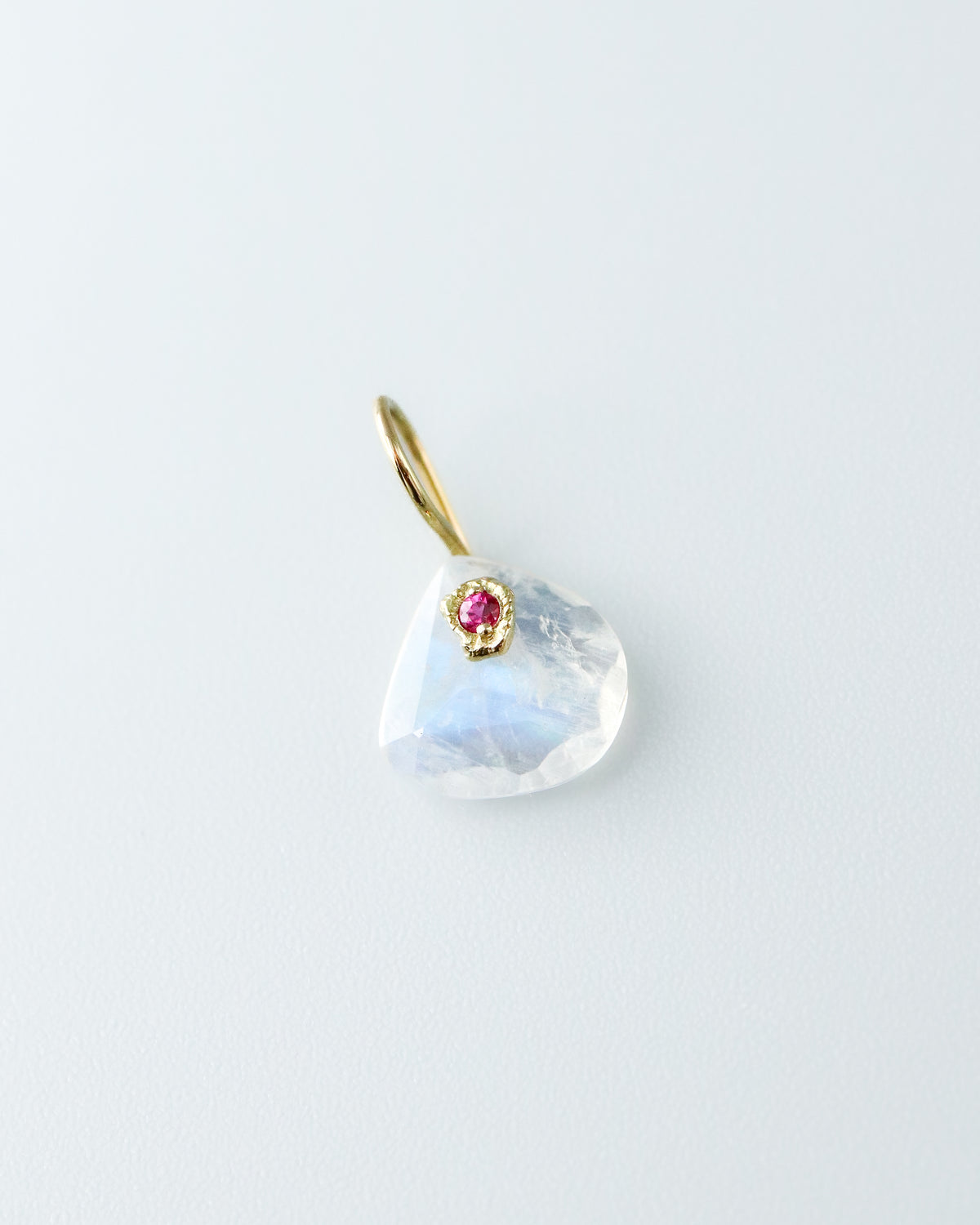 Flat Necklace - Rainbow Moon Stone -