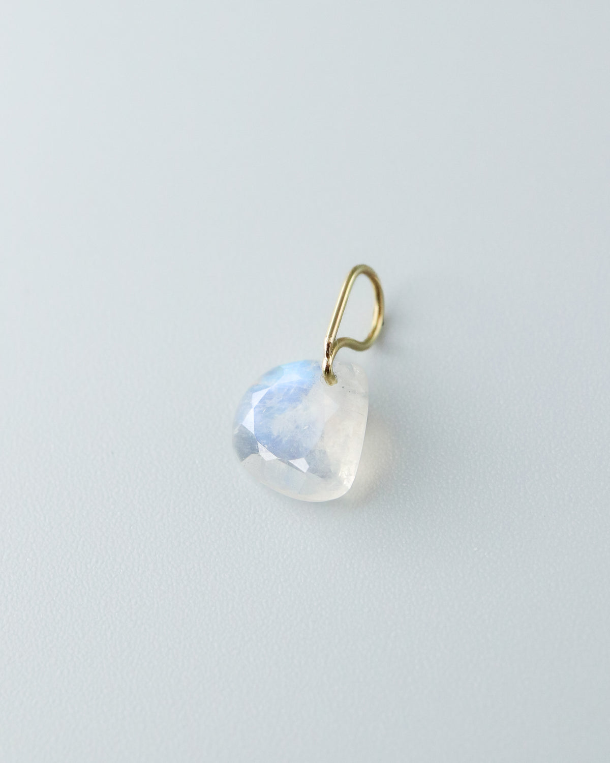 Flat Necklace - Rainbow Moon Stone -