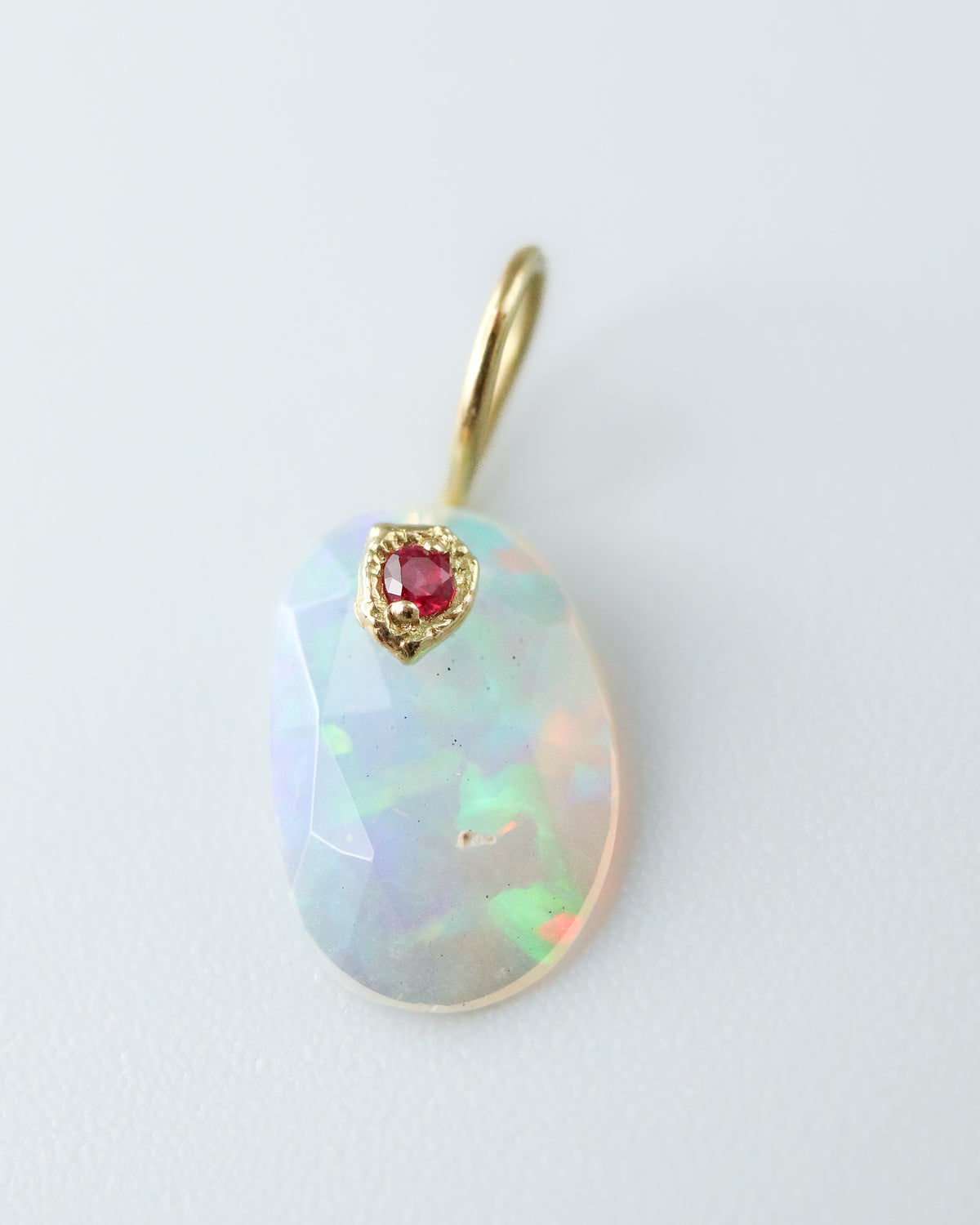 Flat Necklace - Opal -