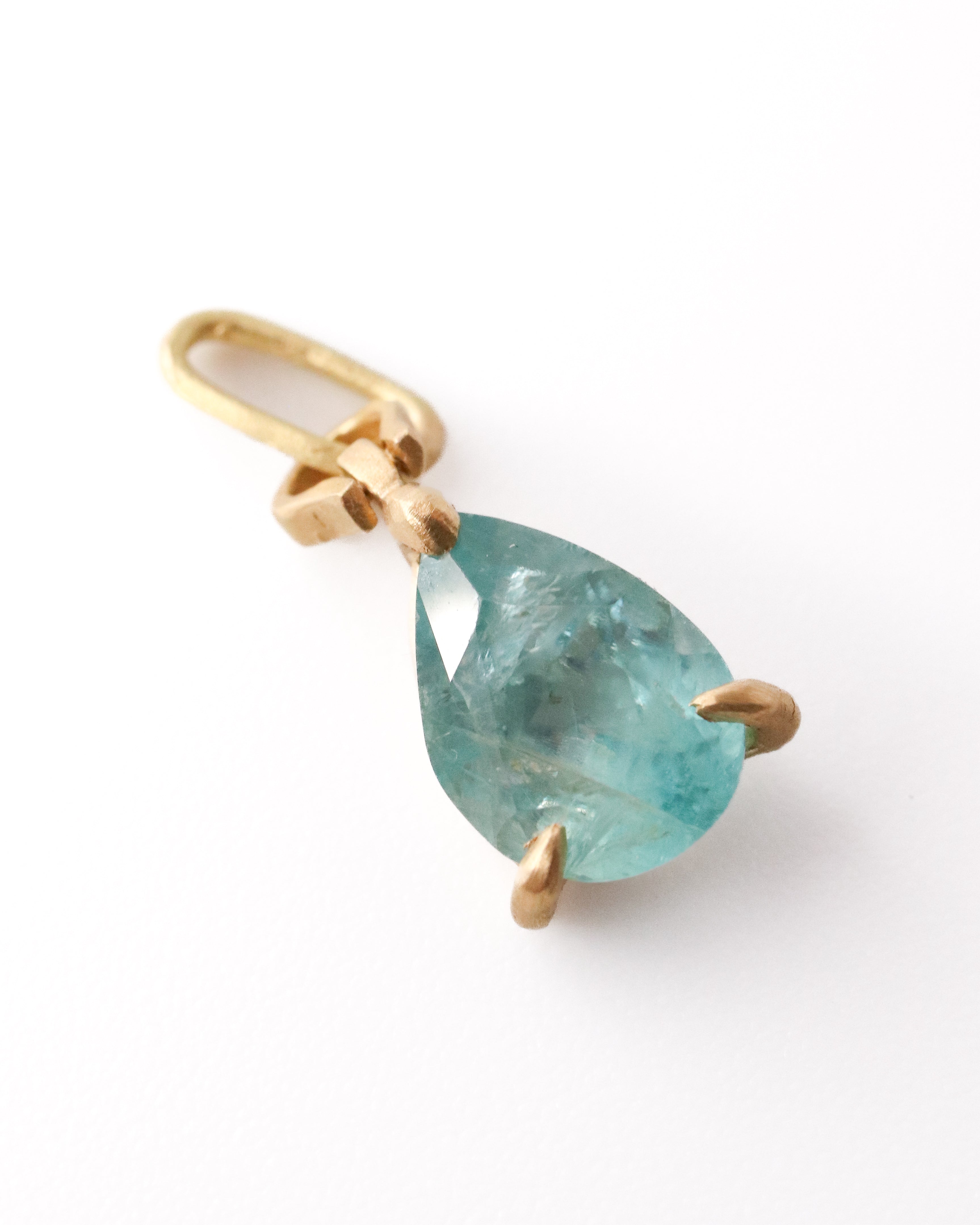 Horse Shoe Prong Necklace - Grandidierite -