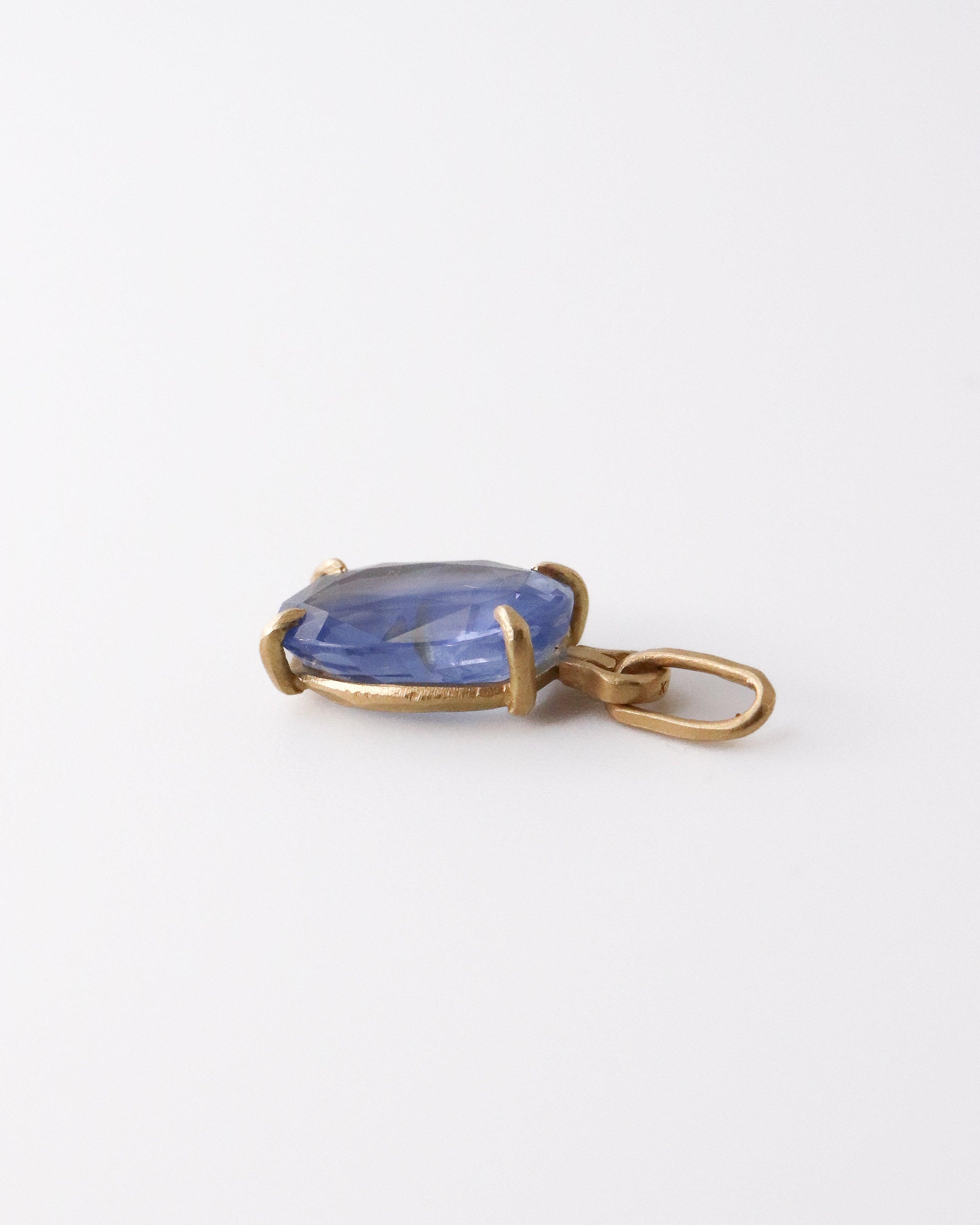 Horse Shoe Prong Necklace - Sapphire -
