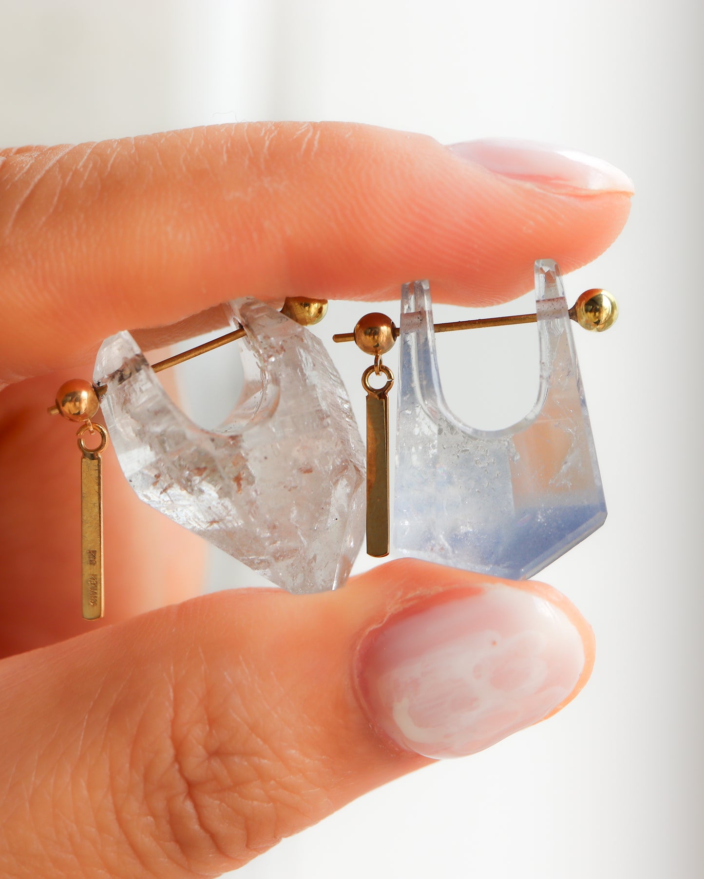 Rock Pierced Earring - Dumortierite in Quartz -