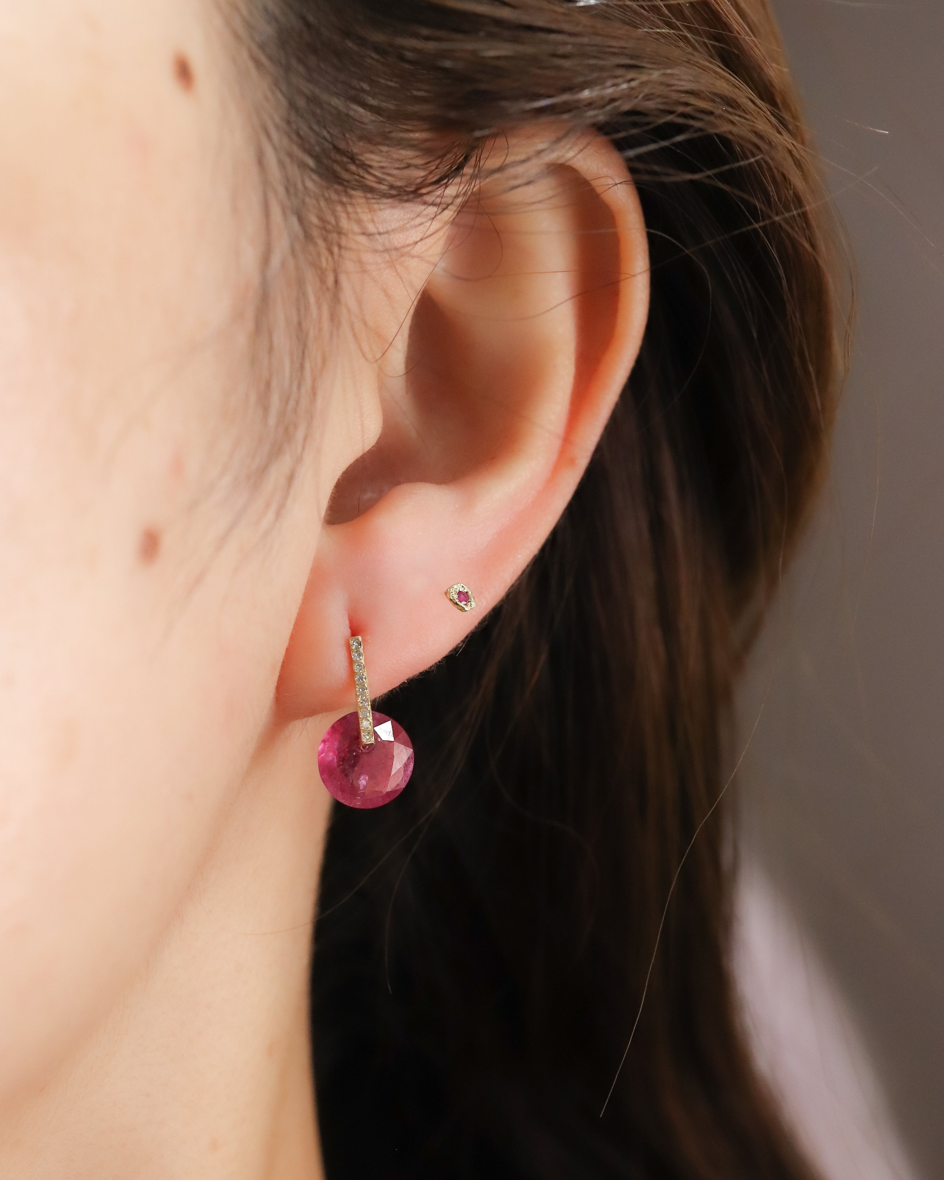 Hibiki Stone Pierced Earring - Ruby / Diamond -
