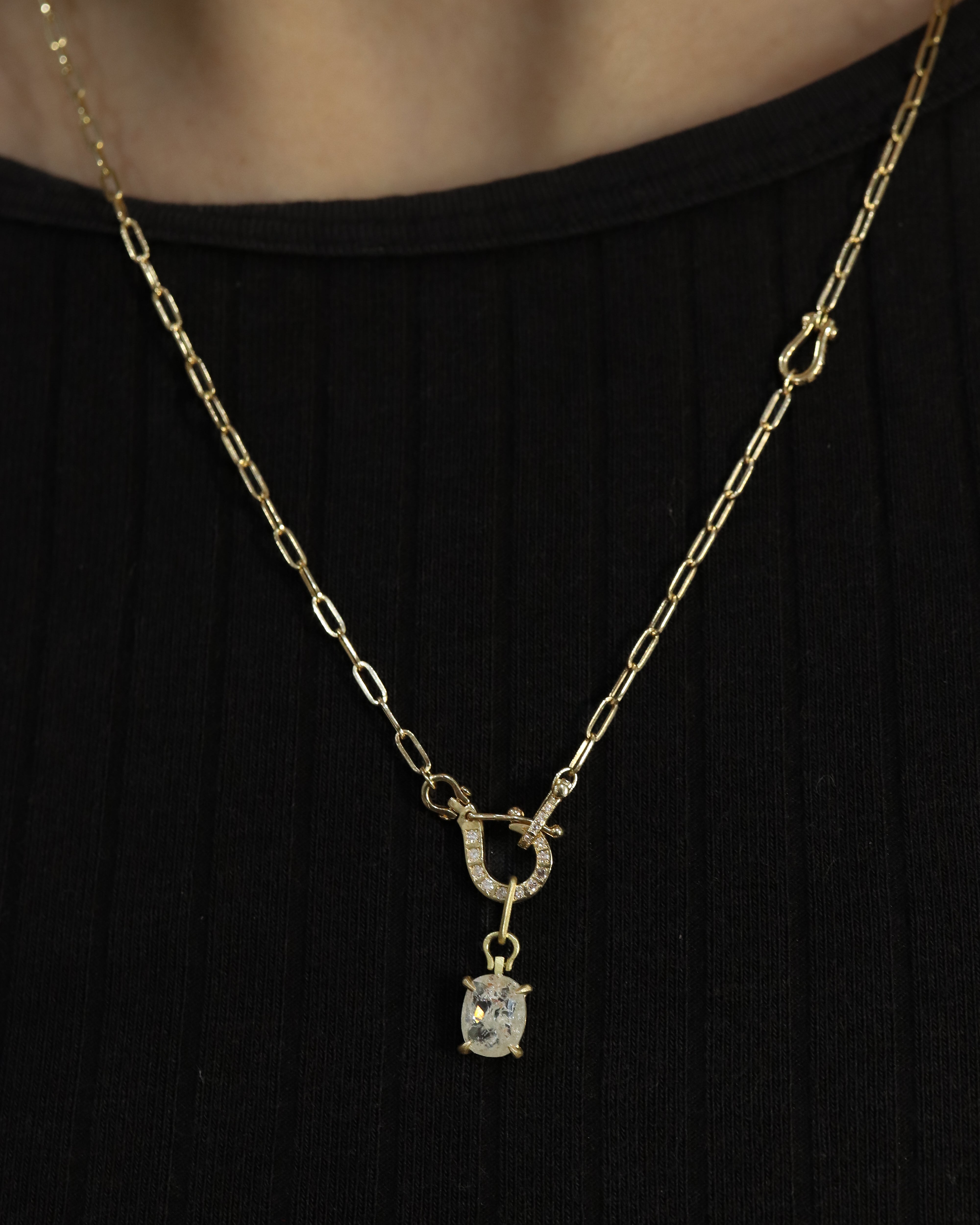 Horse Shoe Prong Necklace - Natural Diamond -