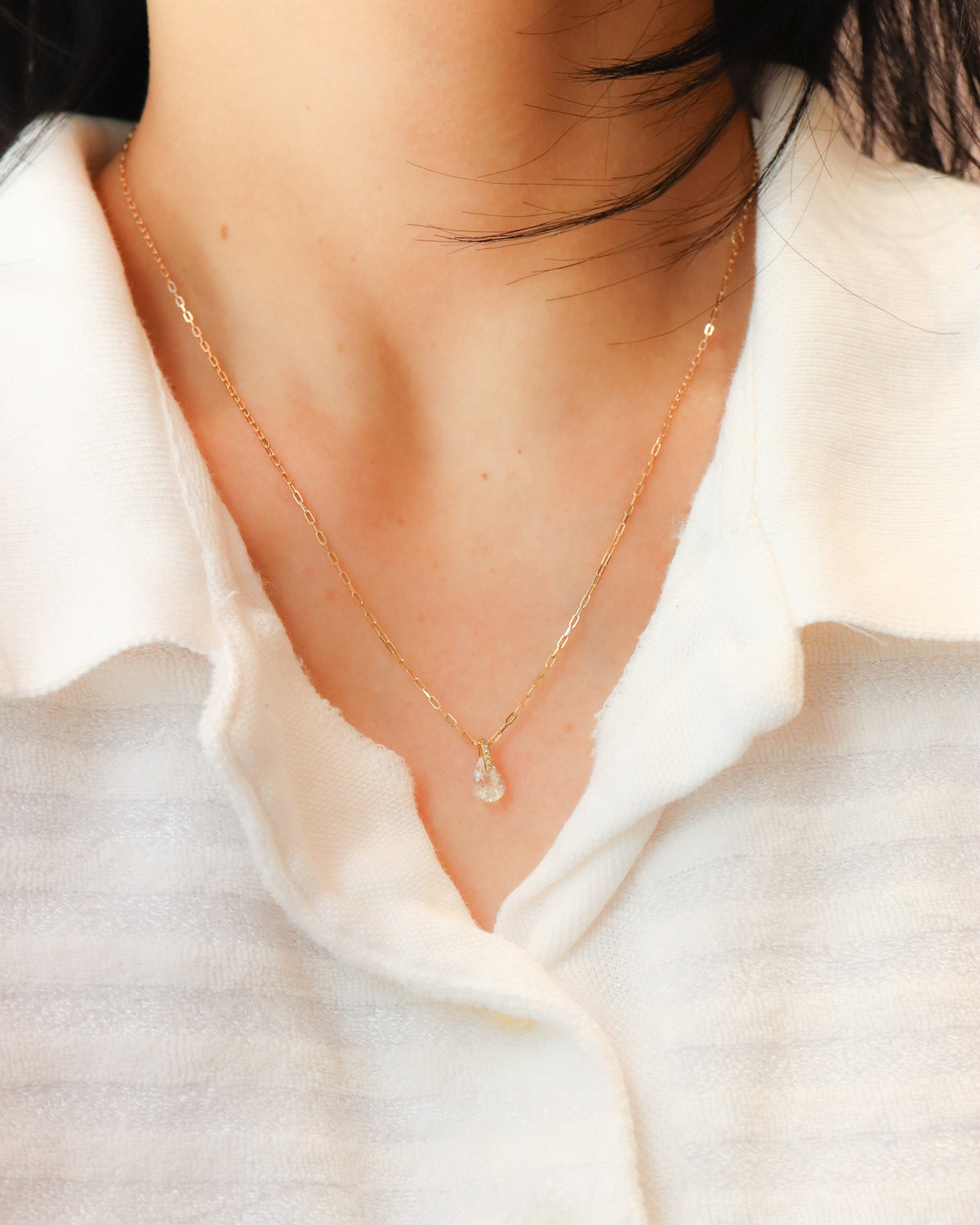 Hibiki Stone Necklace - Rainbow Moon Stone -