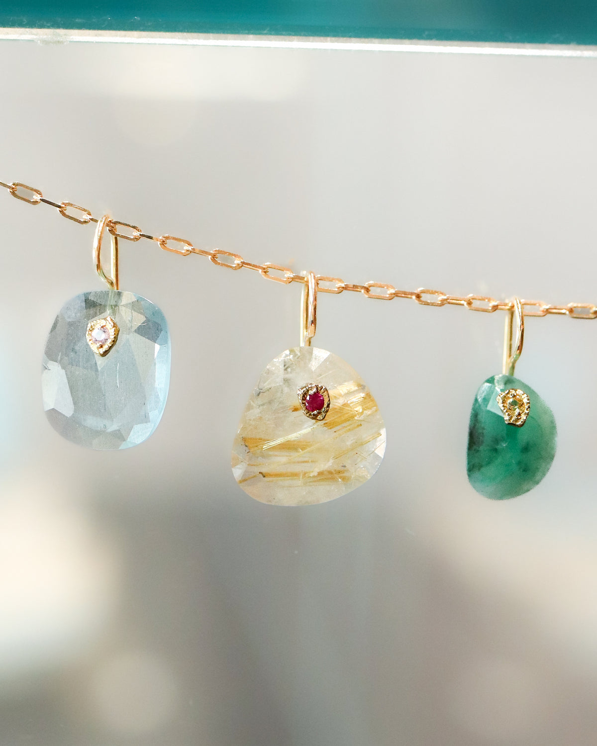 Flat Necklace - Golden Rutilated Quartz -