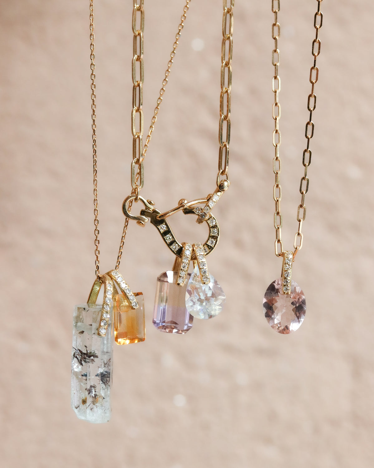 Hibiki Stone Necklace - Rainbow Moon Stone -