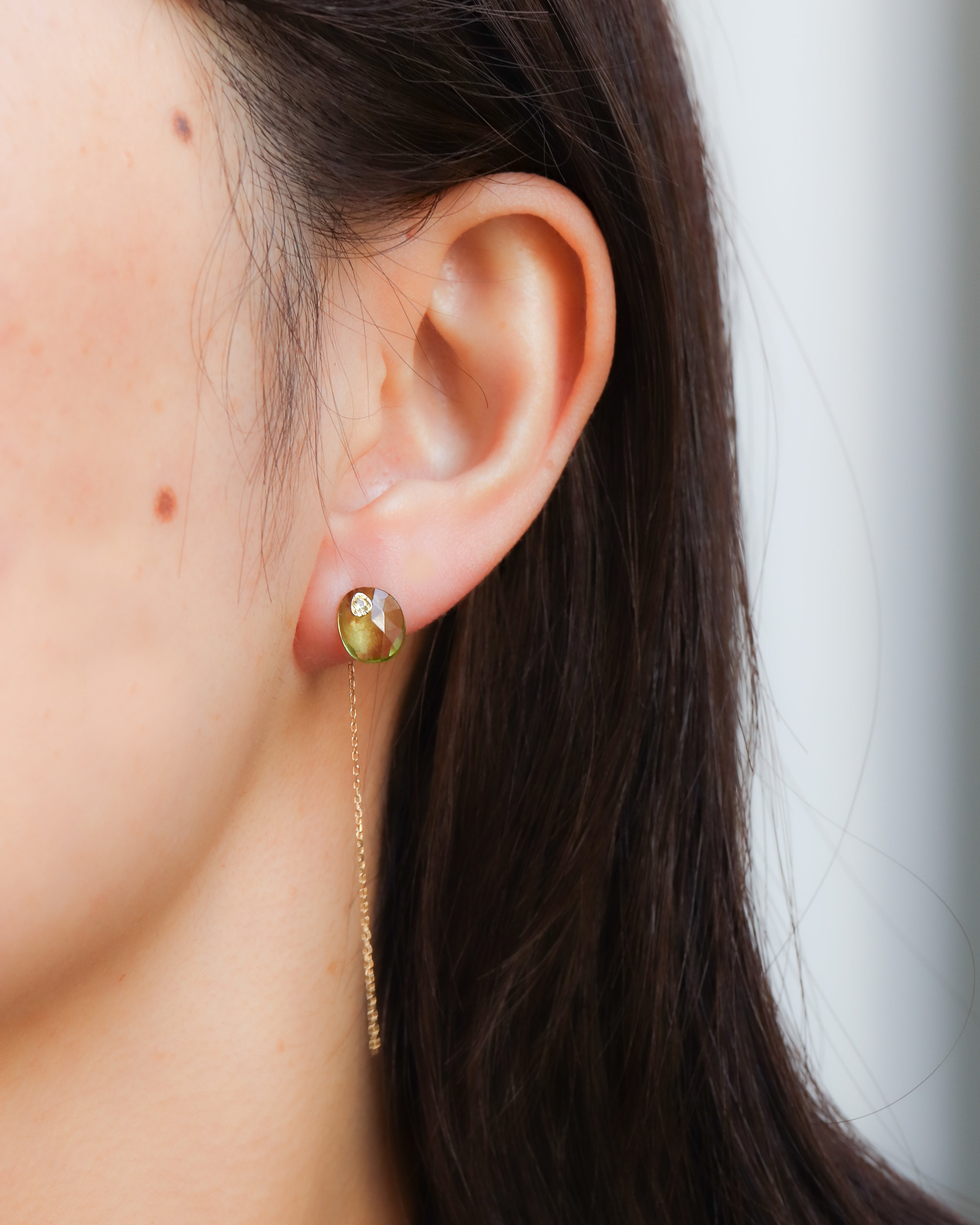 Flat Pierced Earring - Peridot -