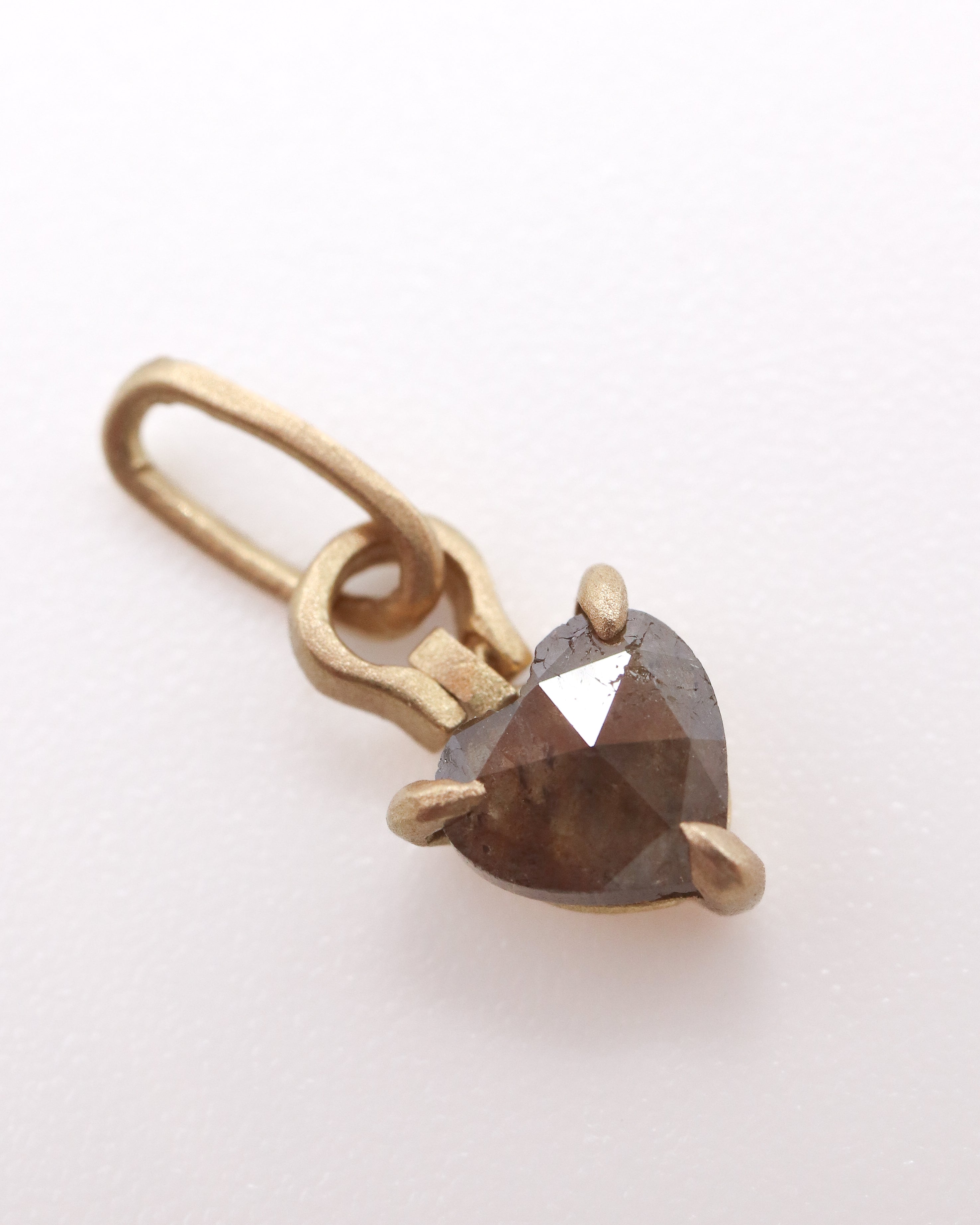 Horse Shoe Prong Necklace - Natural Diamond -