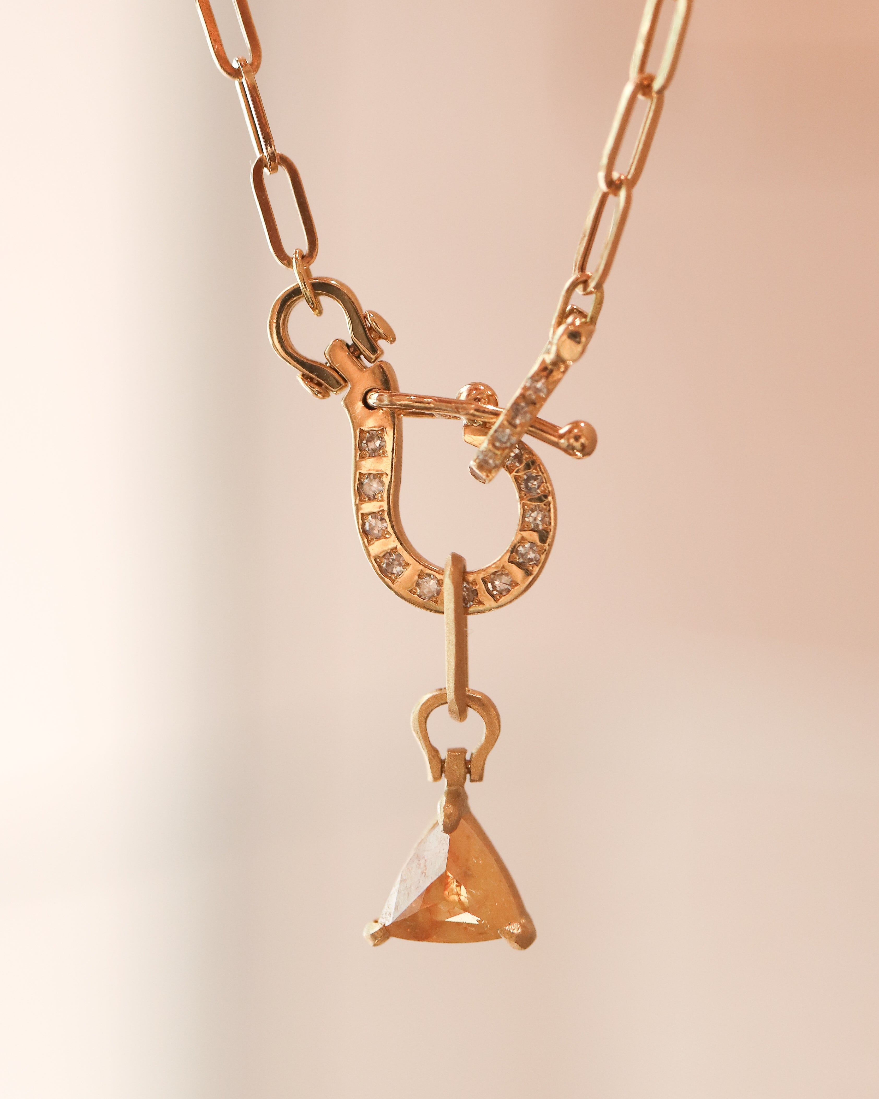 Horse Shoe Prong Necklace - Natural Diamond -