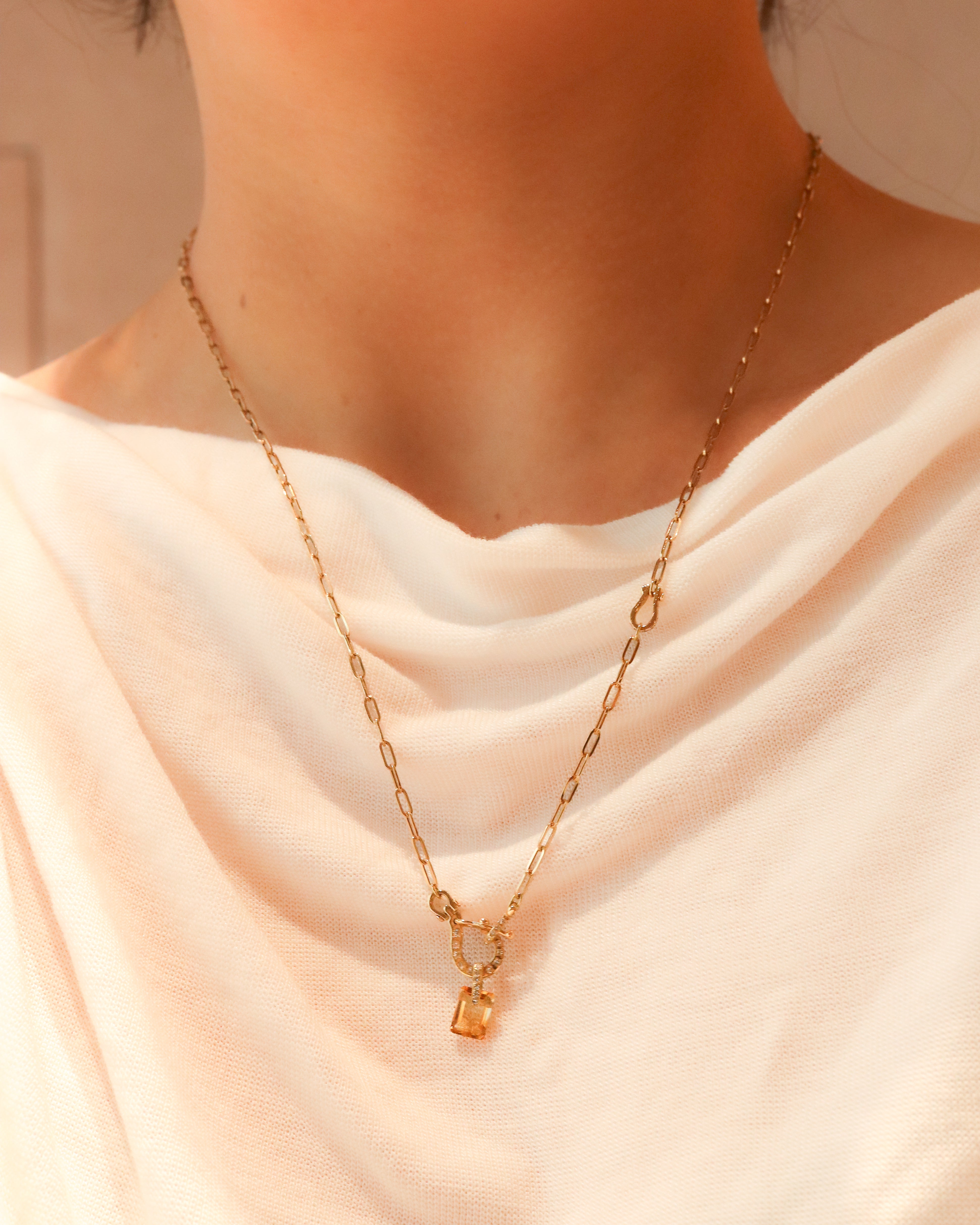 Hibiki Stone Necklace - Bicolor Ctrine -