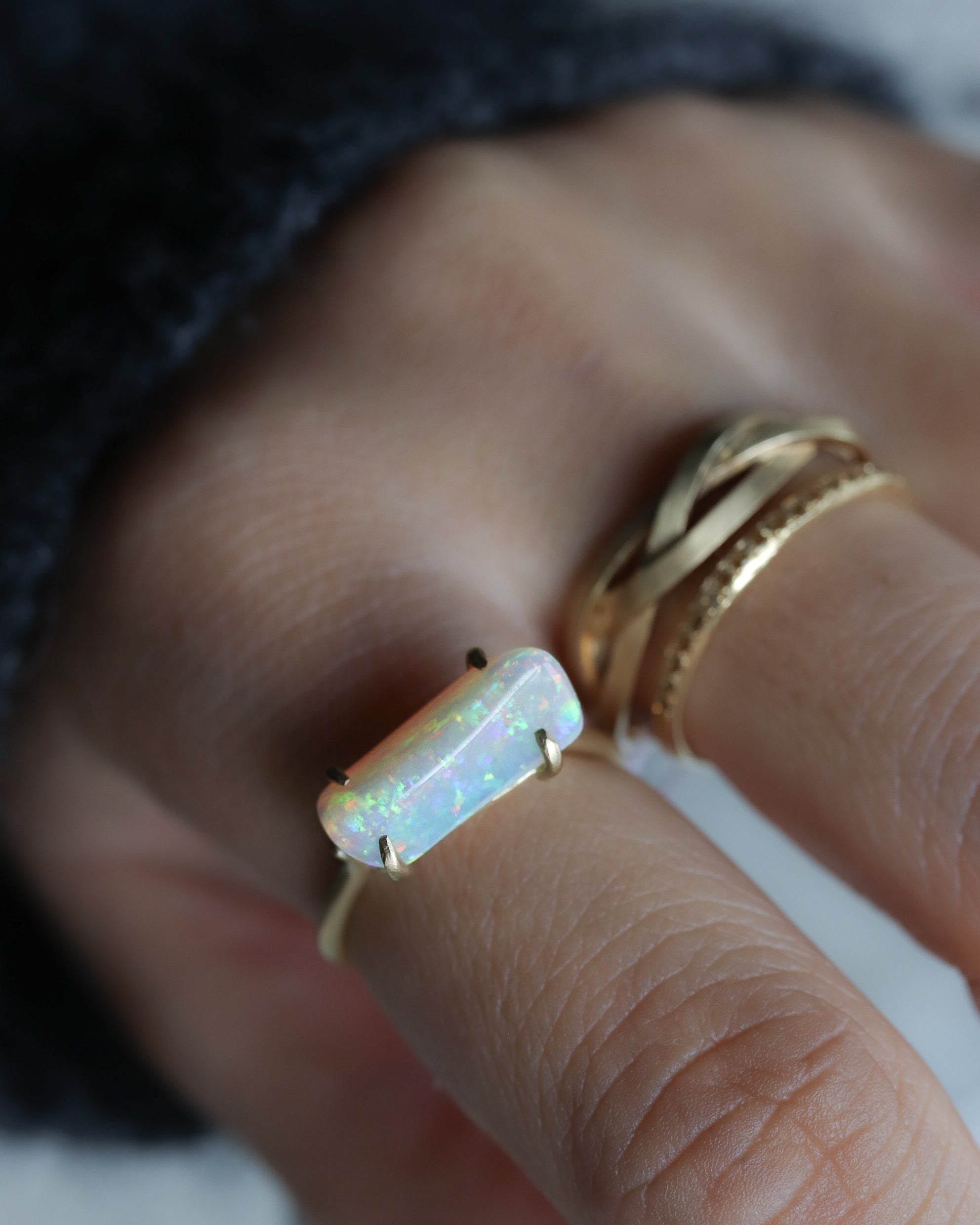Prong Ring - Opal -