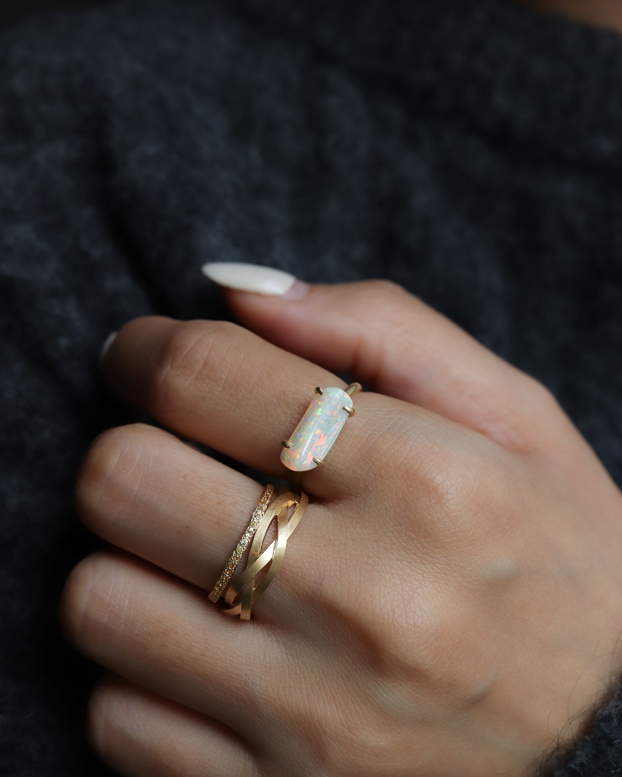 Prong Ring - Opal -