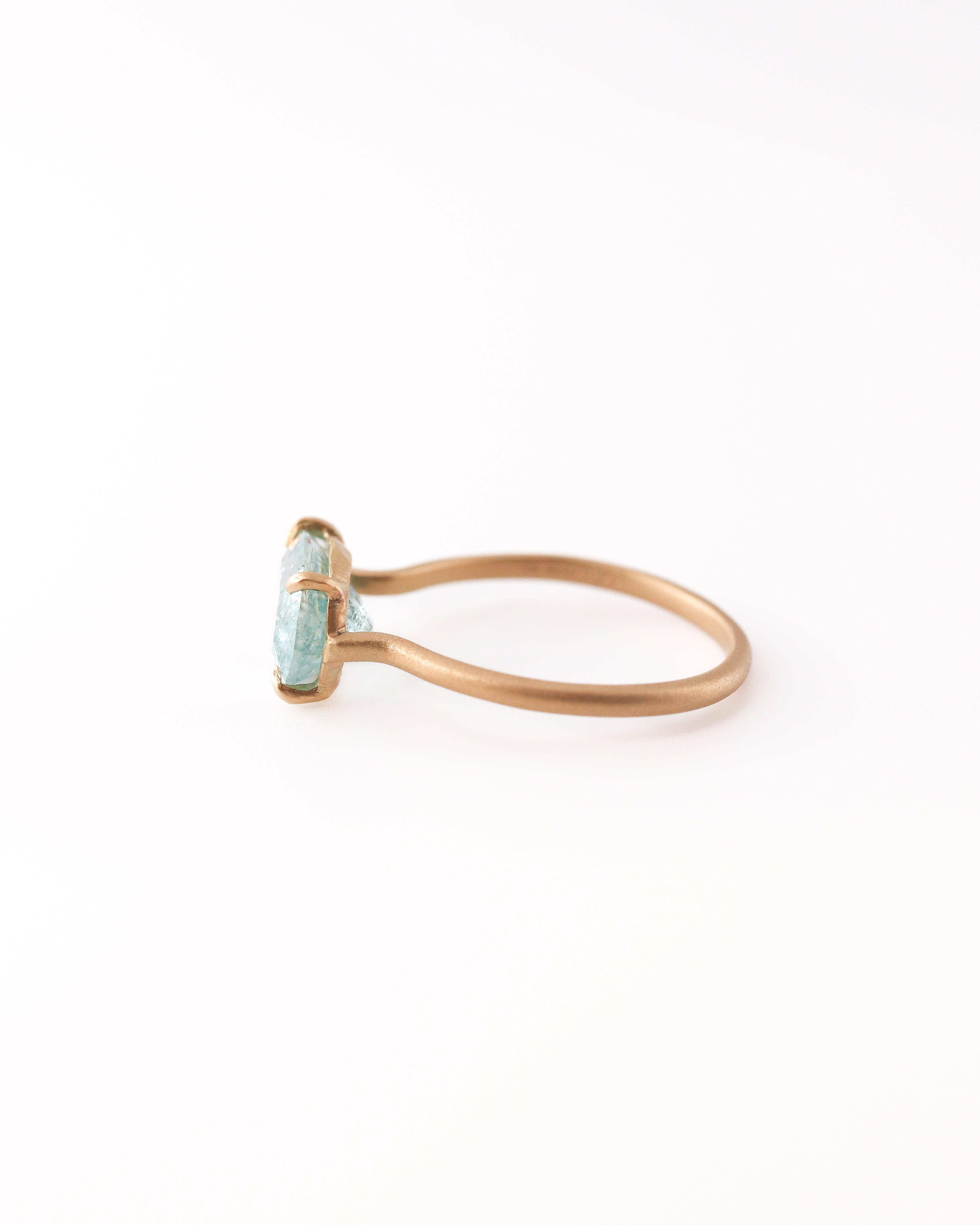 Prong Ring - Aquamarine -
