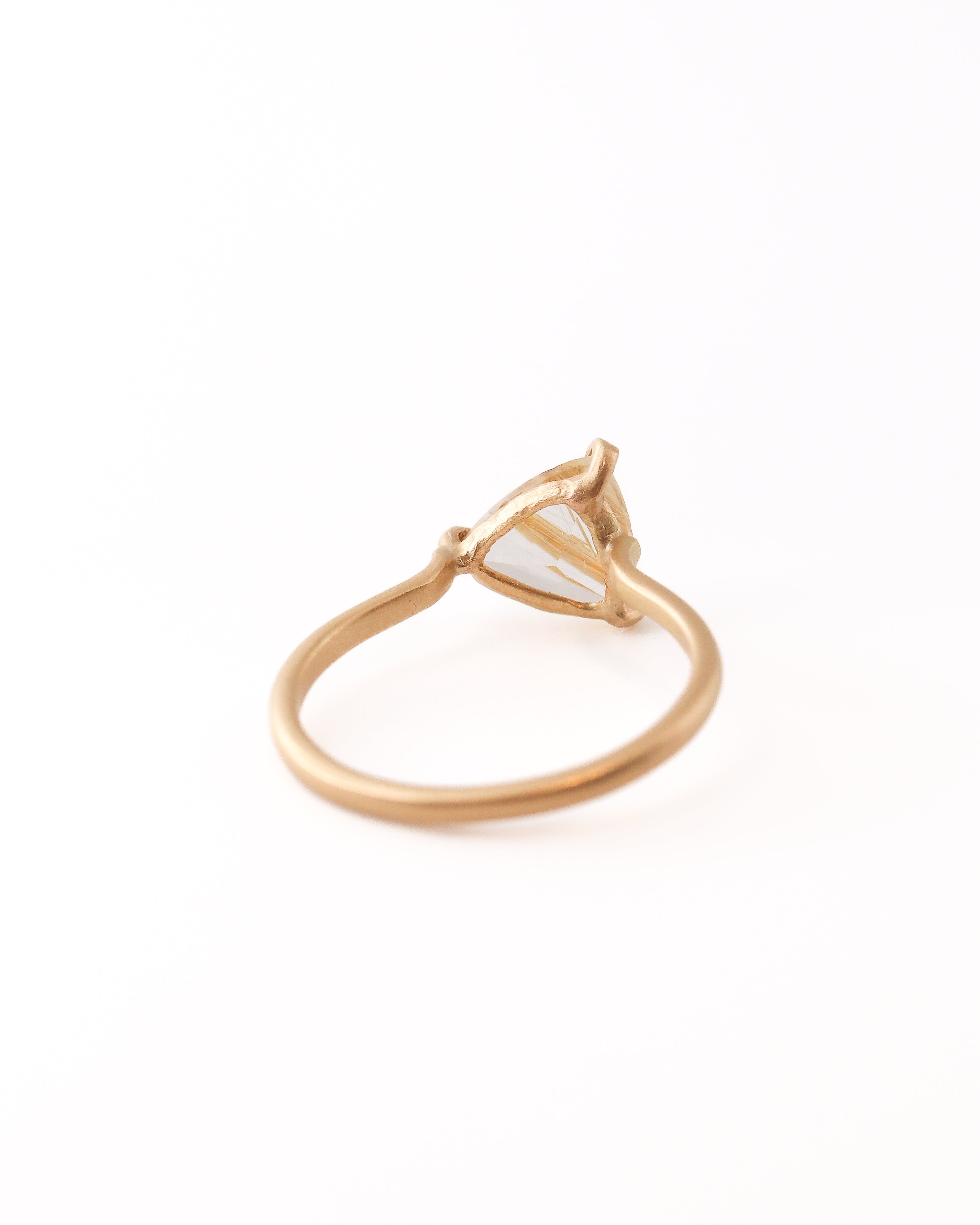 Prong Ring - Golden Rutile Quartz -