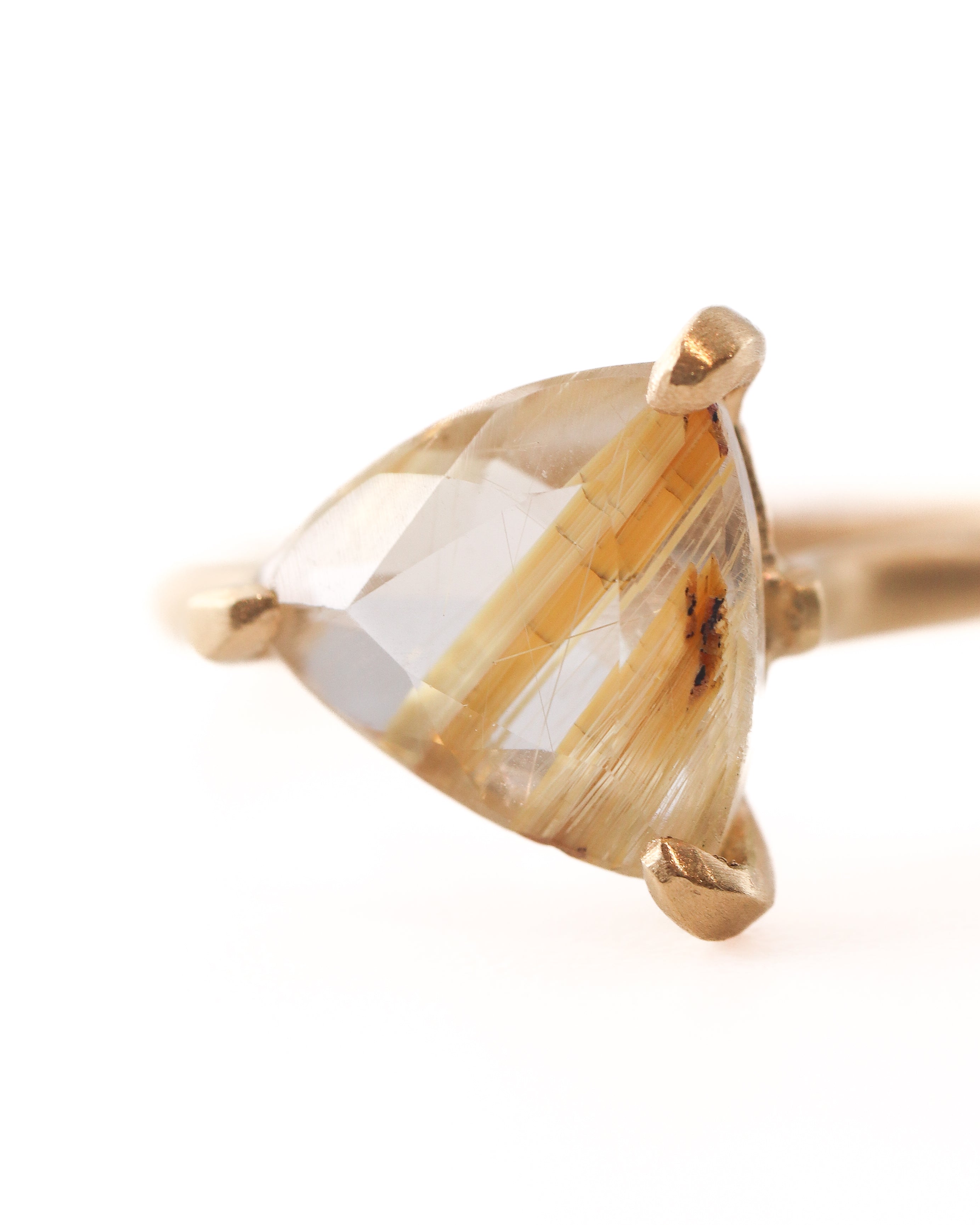 Prong Ring - Golden Rutile Quartz -