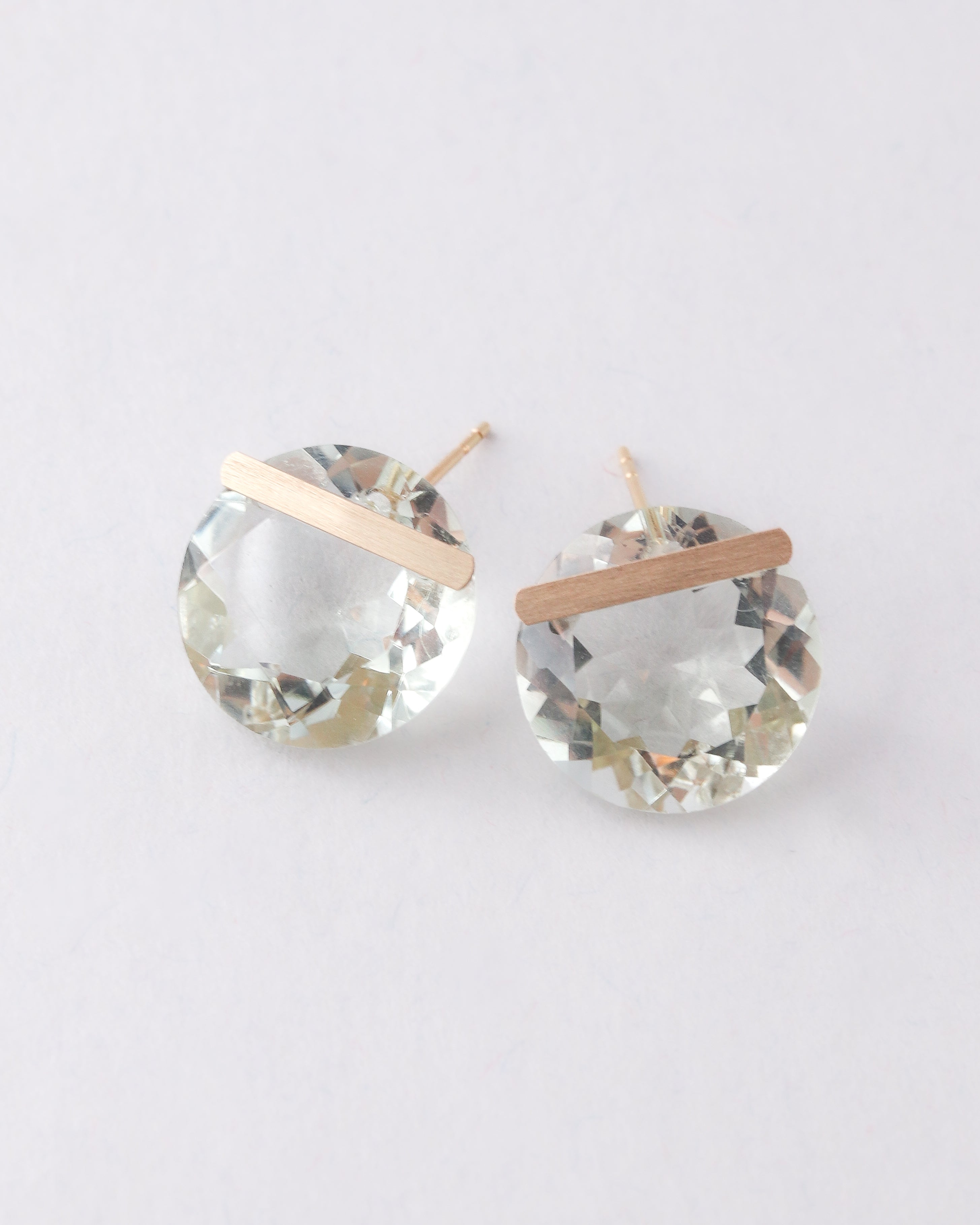 Bar stone Pierced Earring - Green Amethyst -