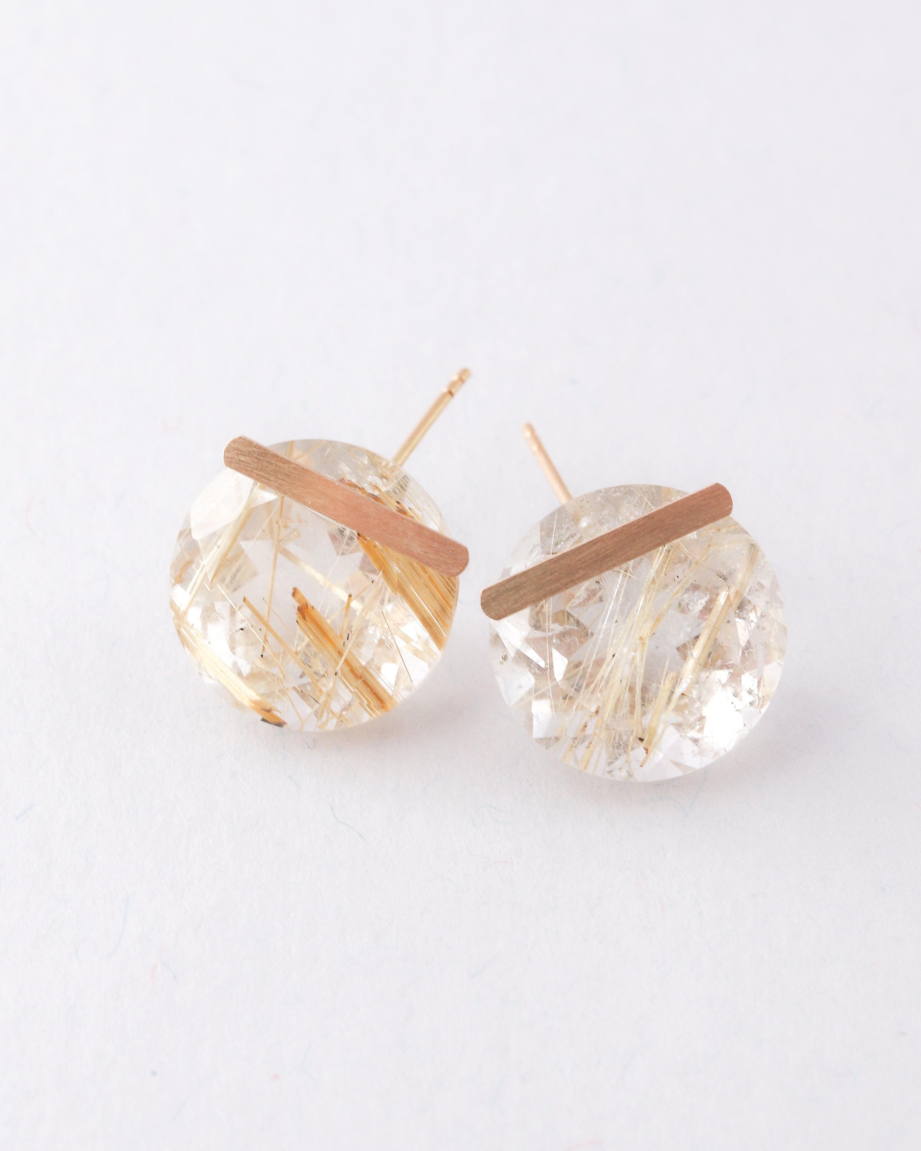 Bar stone Pierced Earring - Golden Rutilated Quartz -