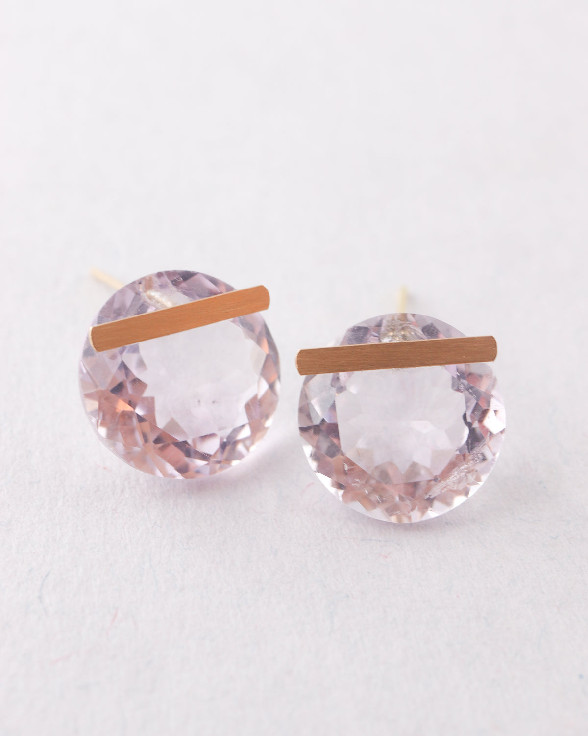Bar Stone Pierced Earring - Pink Amethyst -
