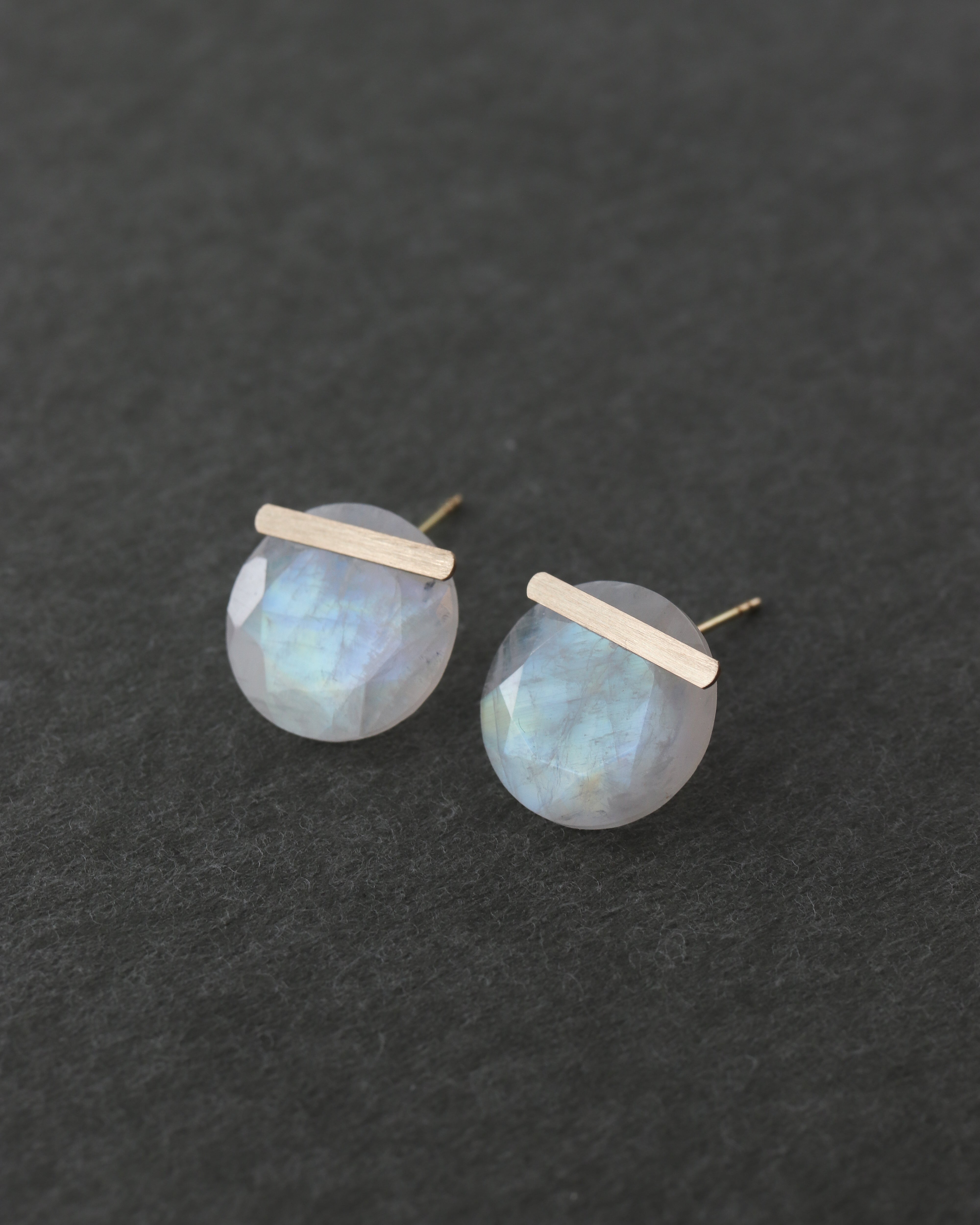 Bar stone Pierced Earring - Rainbow Moon Stone -