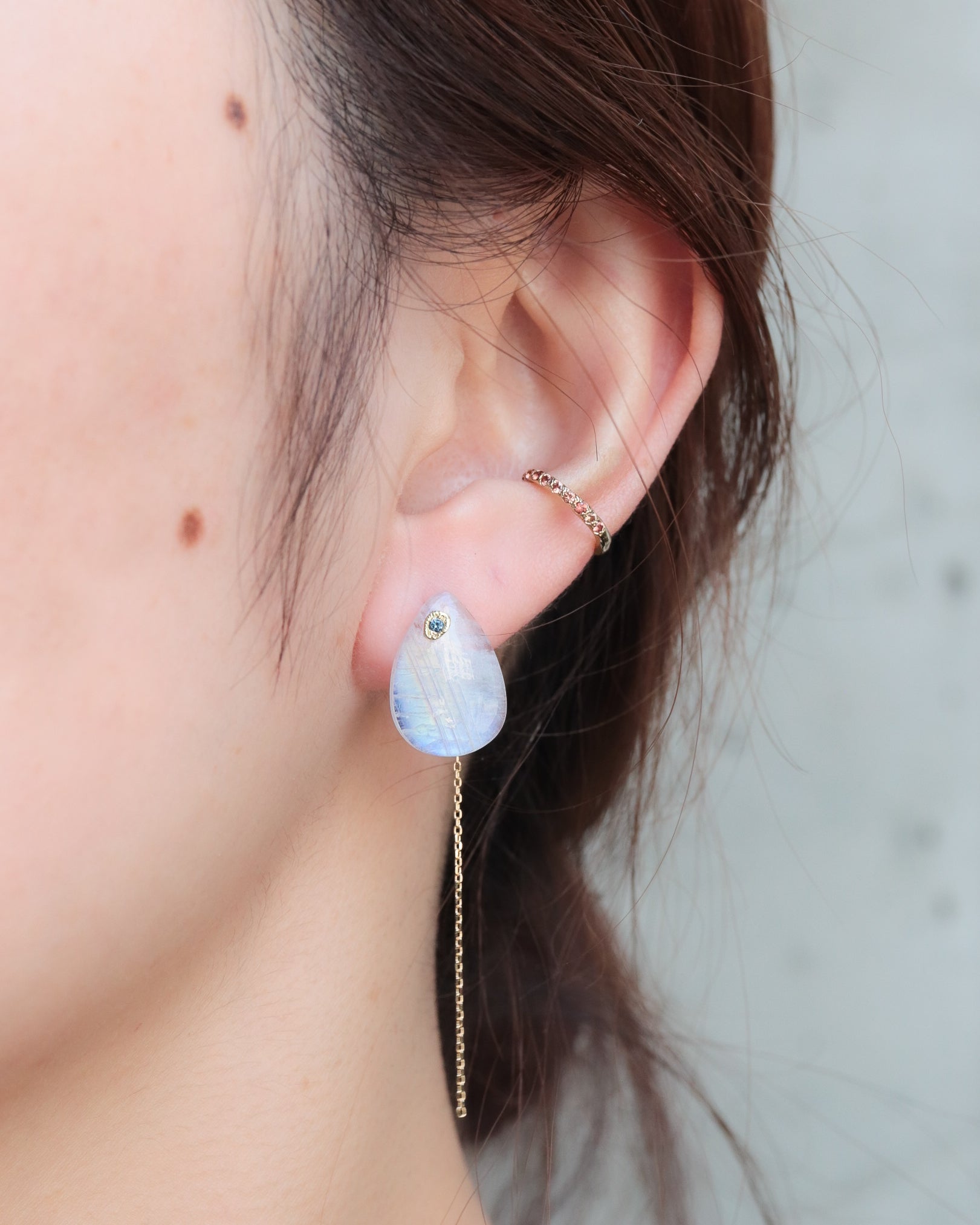 Flat Pierced Earrings - Rainbow Moon Stone -