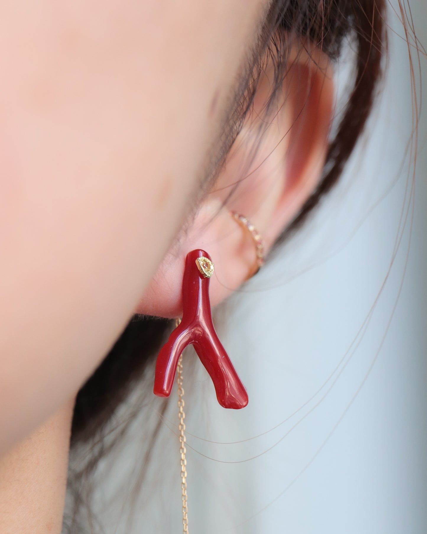 Flat Pierced Earring - Coral -