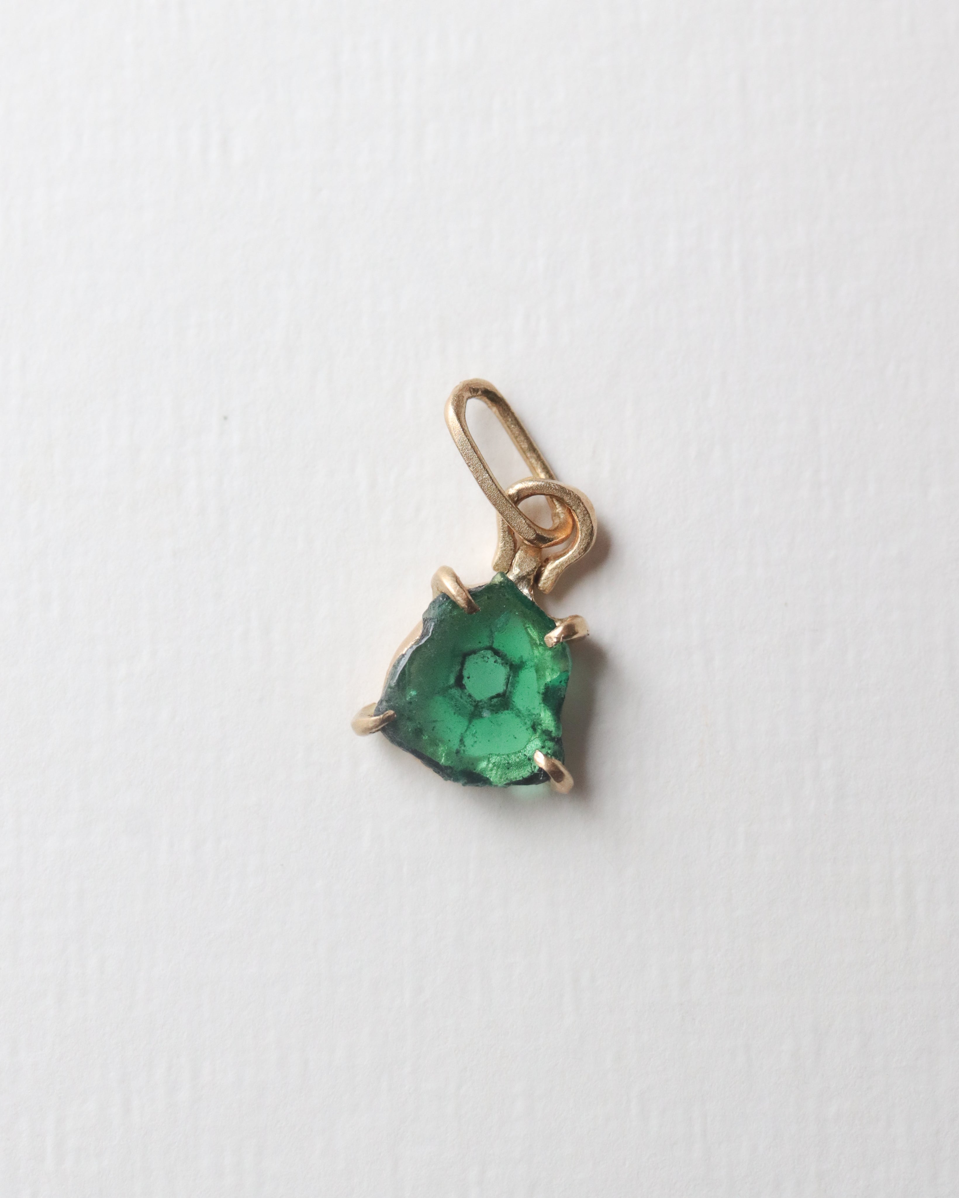 HorseShoe Prong Necklace - Trapiche Emerald -