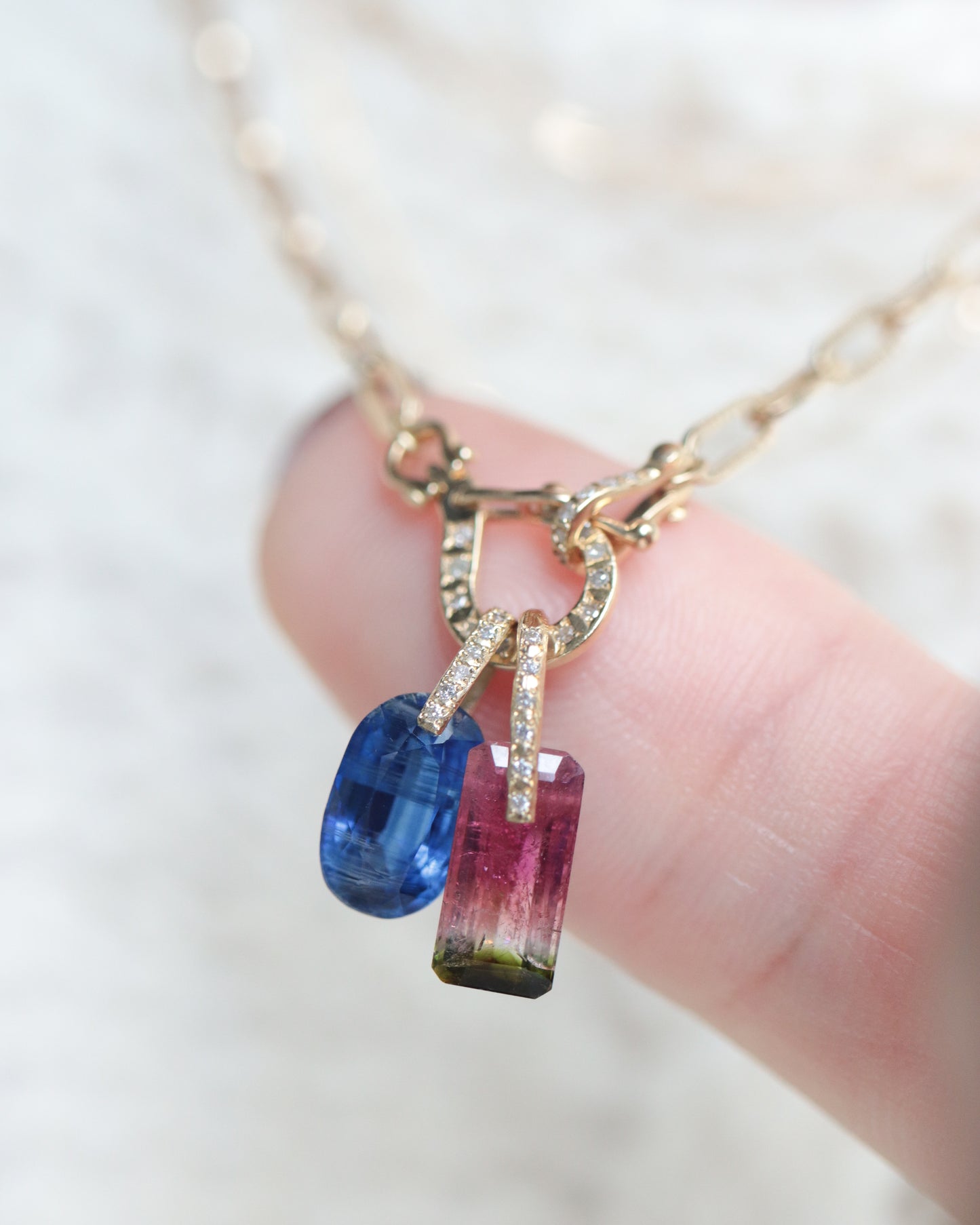 Hibiki Stone Necklace - kyanite / Diamond -