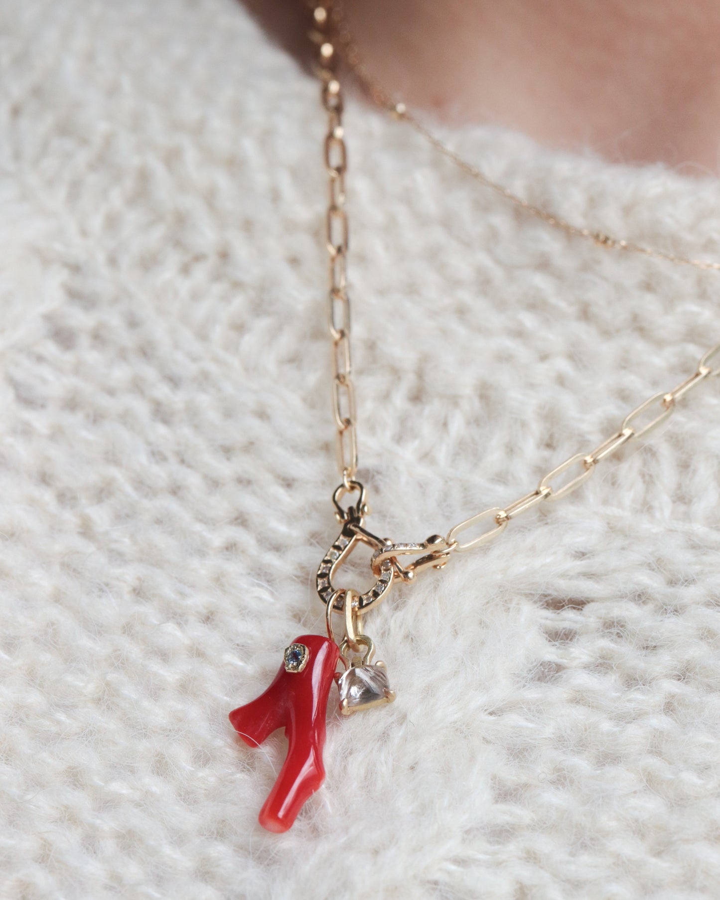 Flat Necklace - Coral -