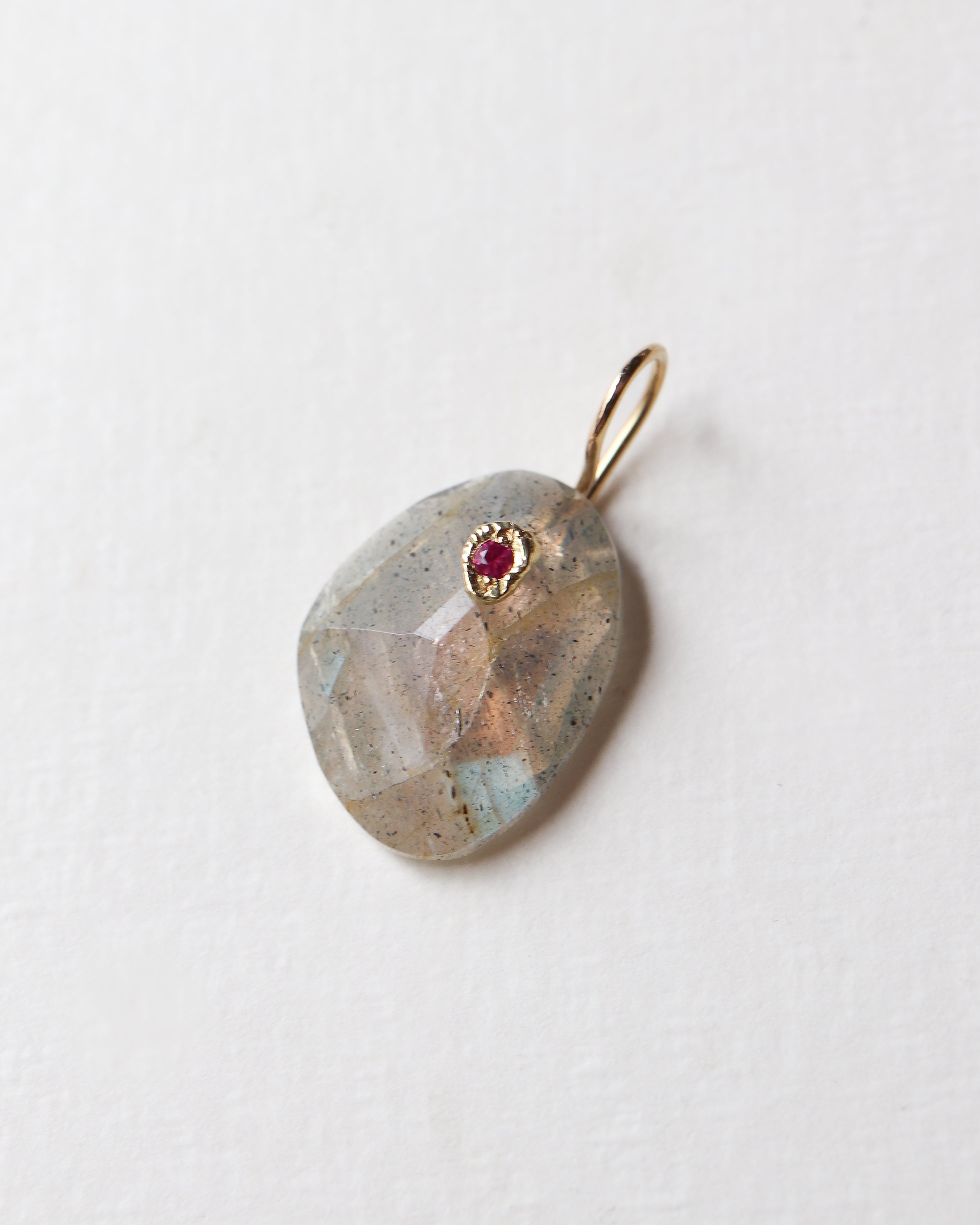 Flat Necklace - Labradorite -