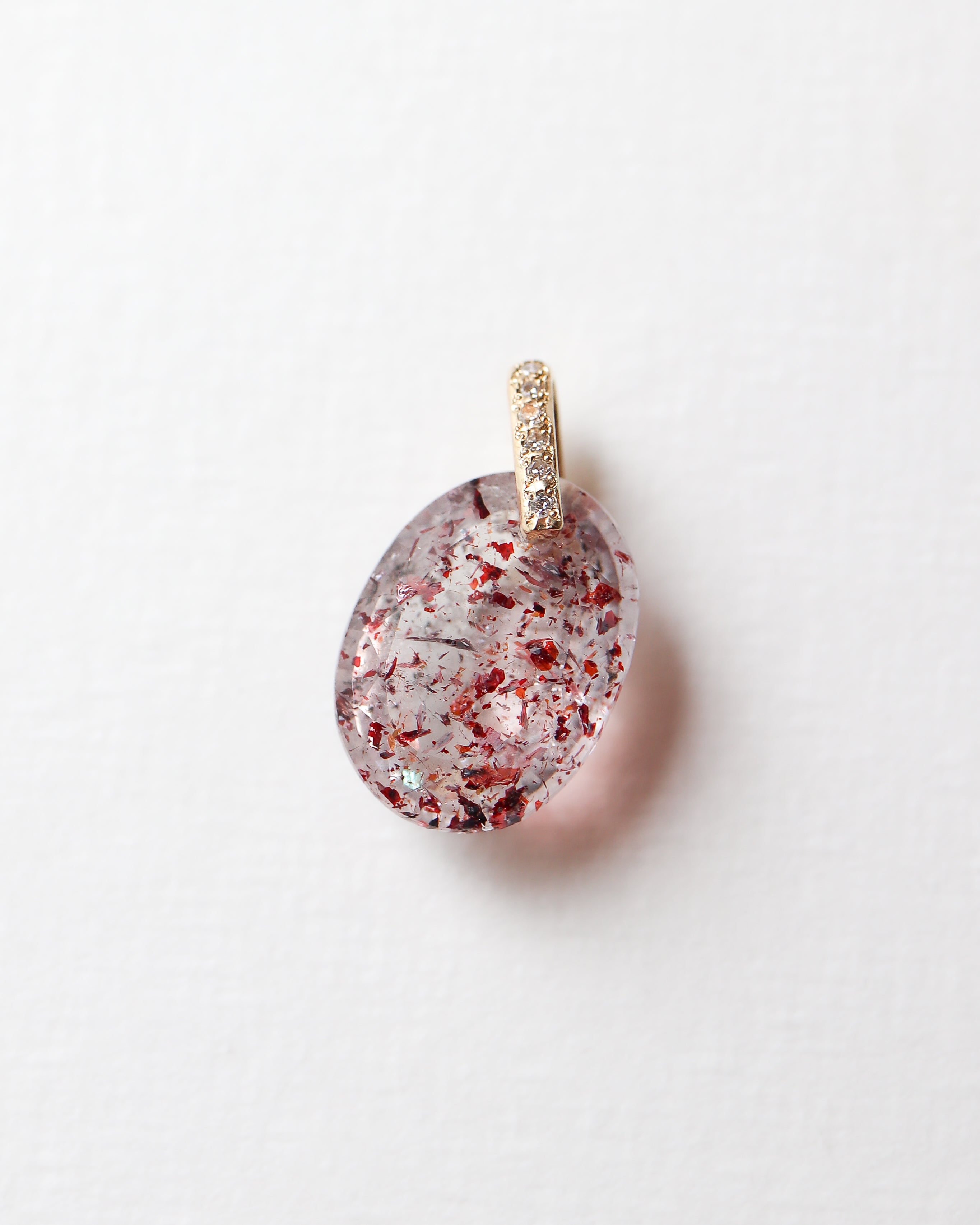 Hibiki Stone Necklace - Strawberry Quartz -
