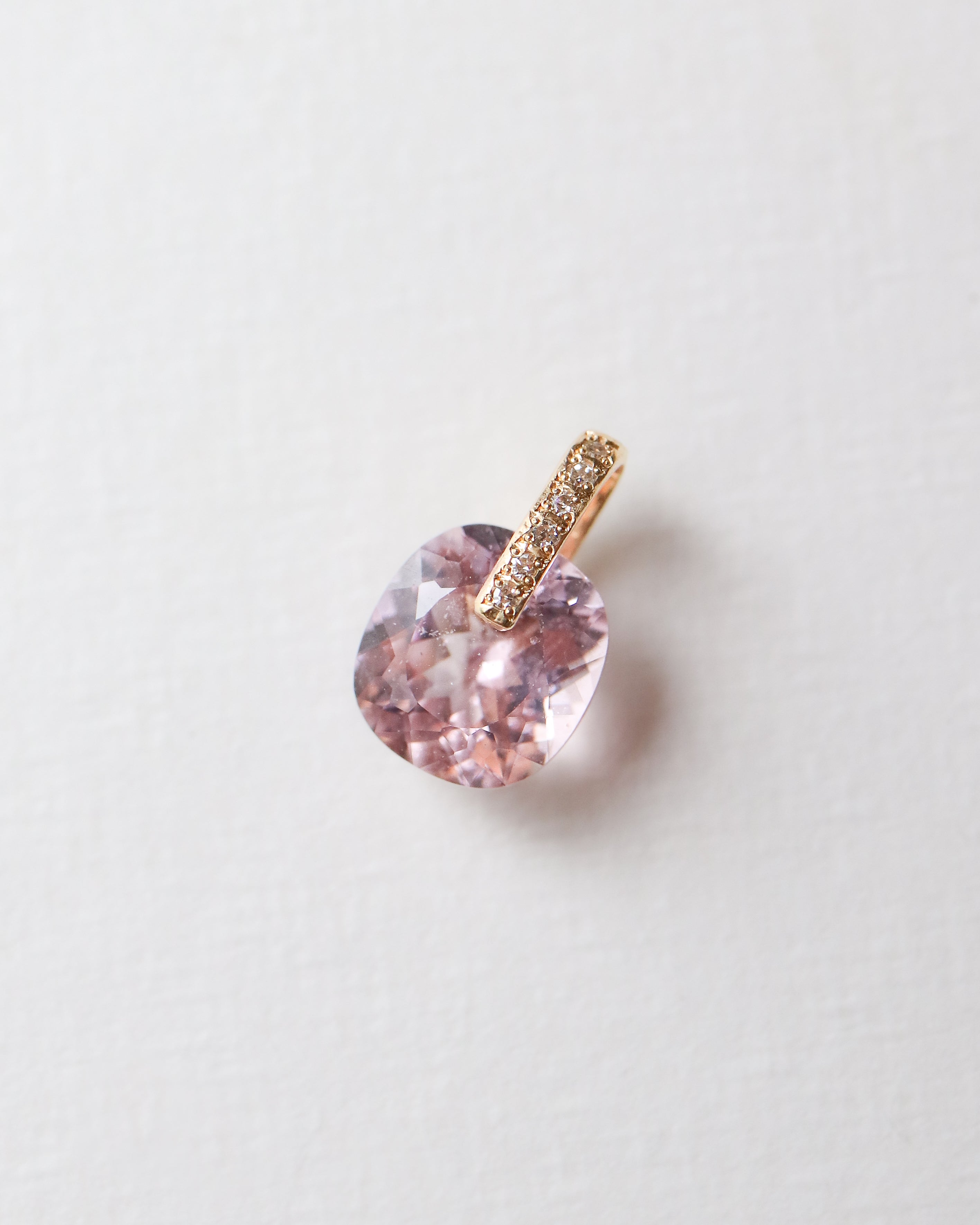 Hibiki Stone Necklace - Morganite -