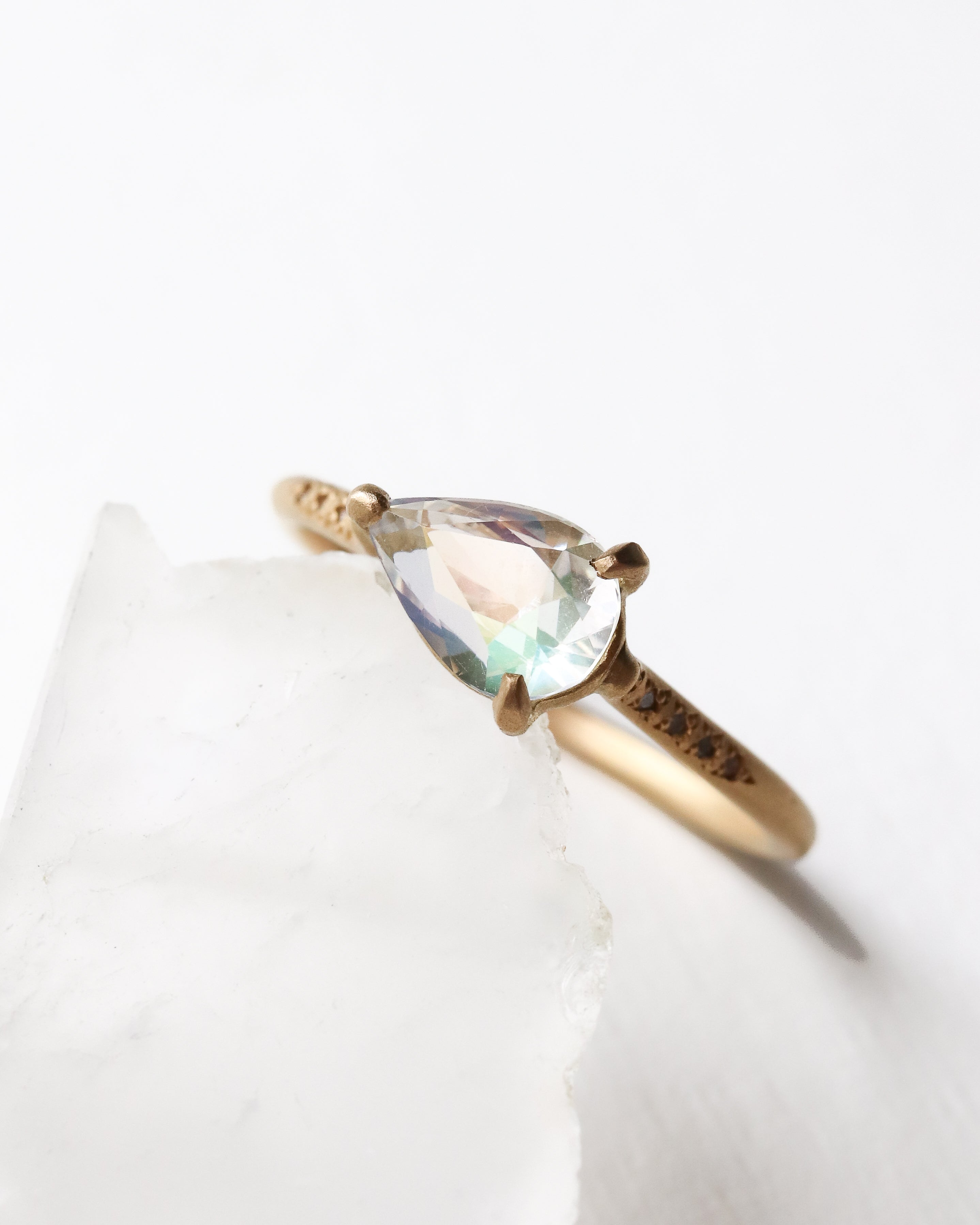 Prong Ring - Rainbow Moon Stone -