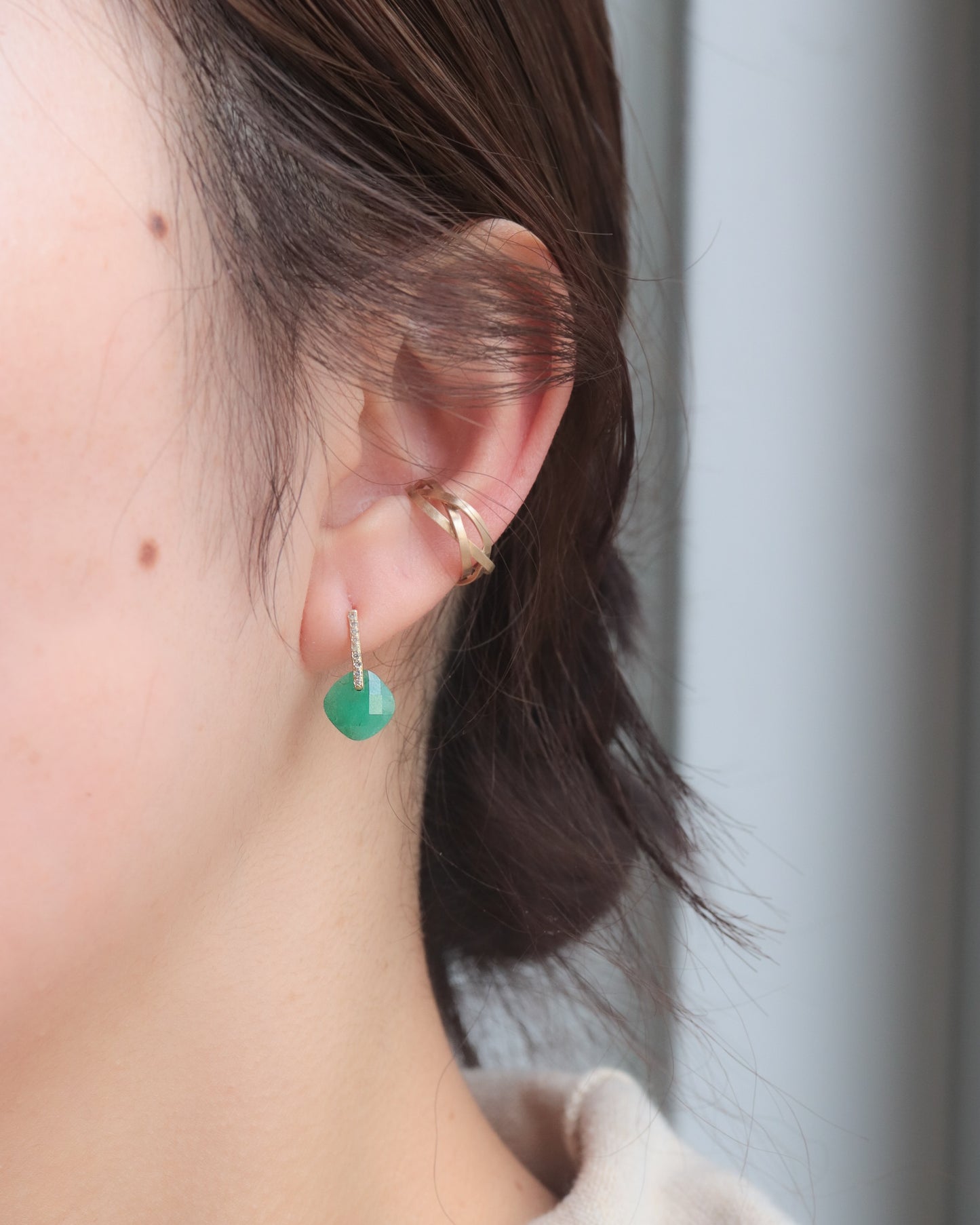 Hibiki Stone Pierced Earring - Emerald / Diamond -