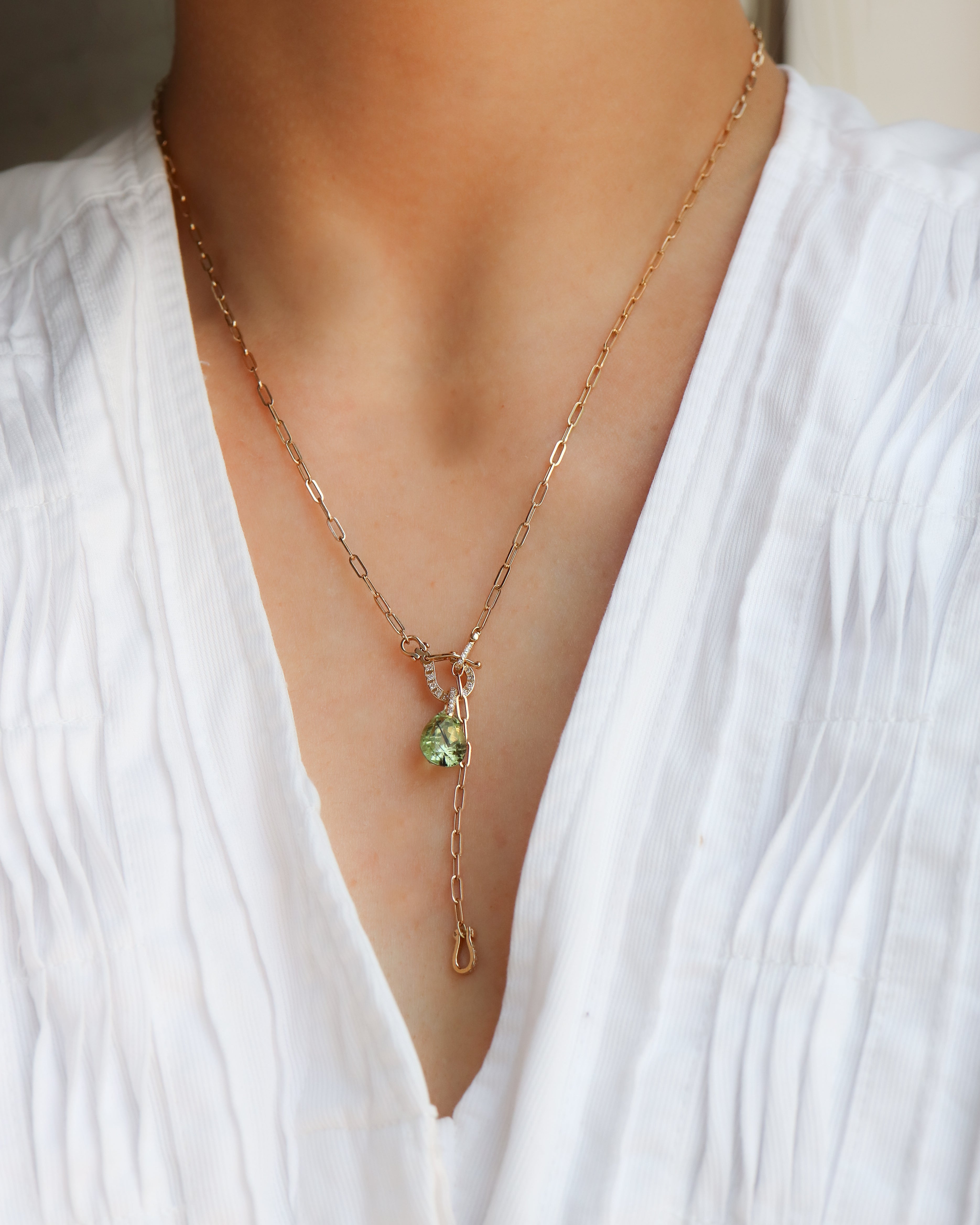 Hibiki Stone Necklace - Peridot Rutile -
